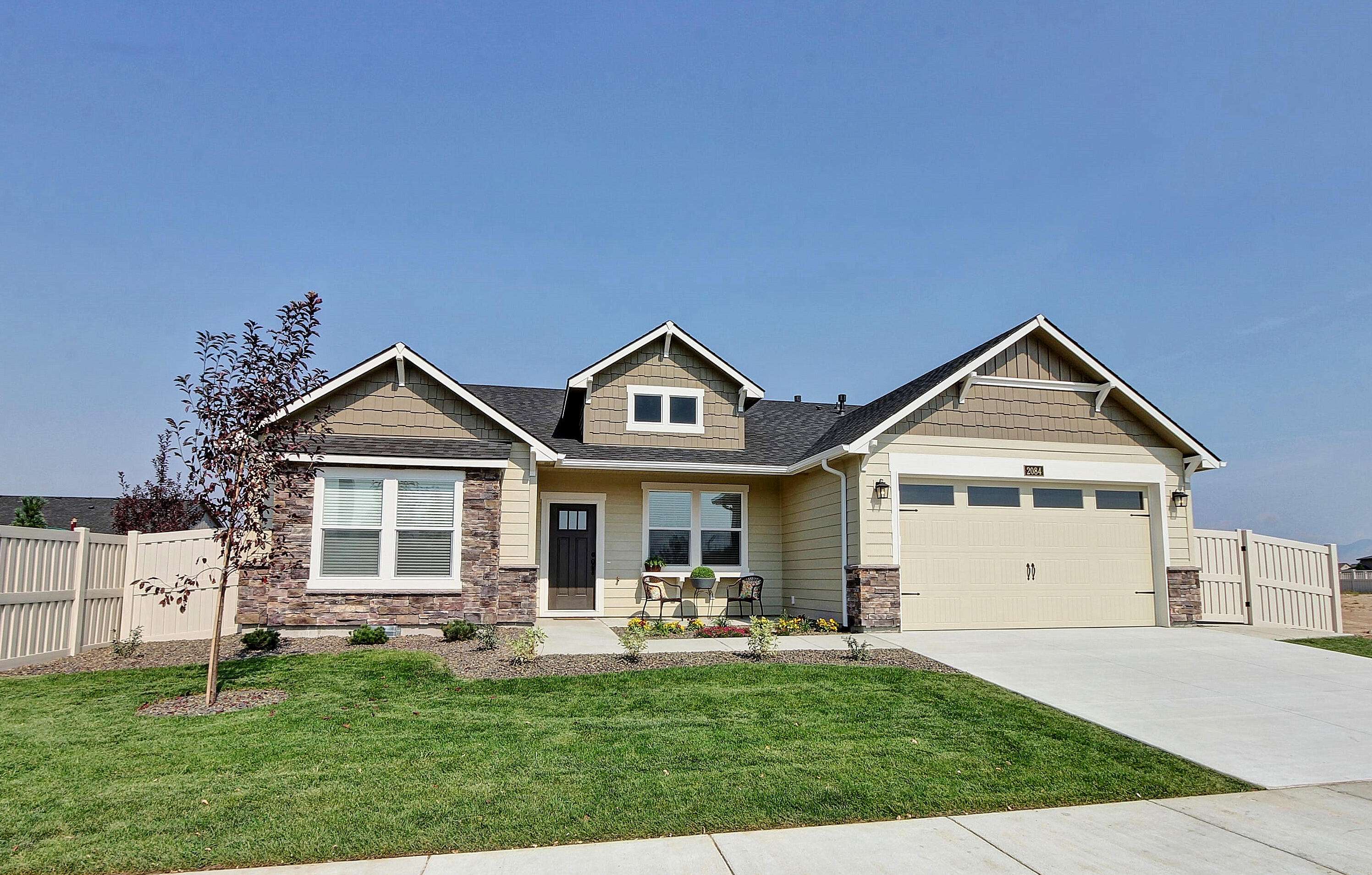 Redmond, OR 97756,1731 Varnish DR #139