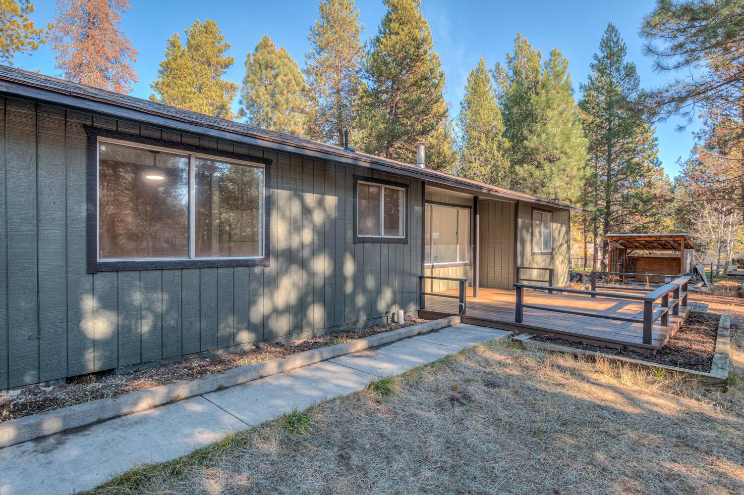 La Pine, OR 97739,15976 Livewood CT