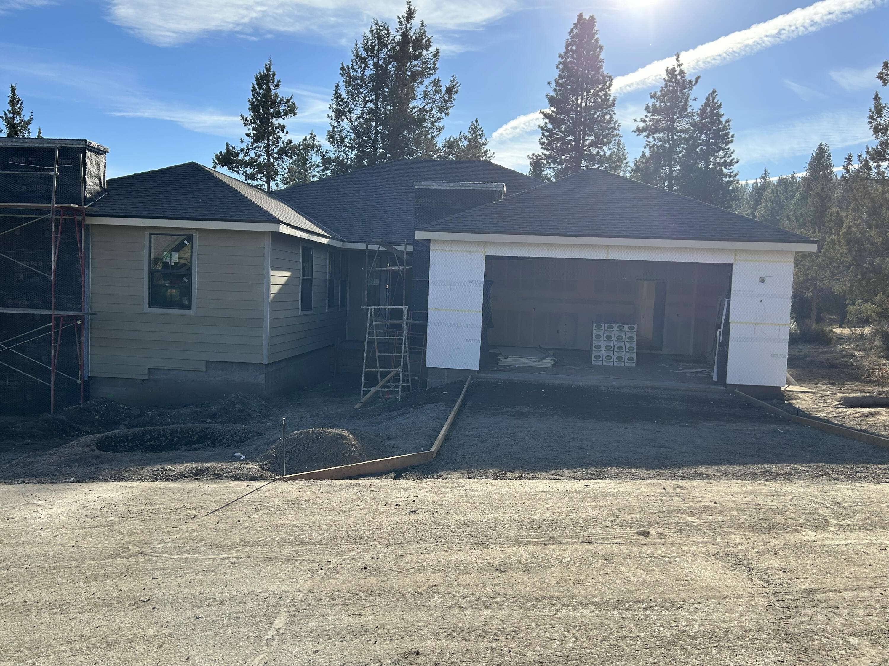 Klamath Falls, OR 97603,1092 Timber Ridge LOOP