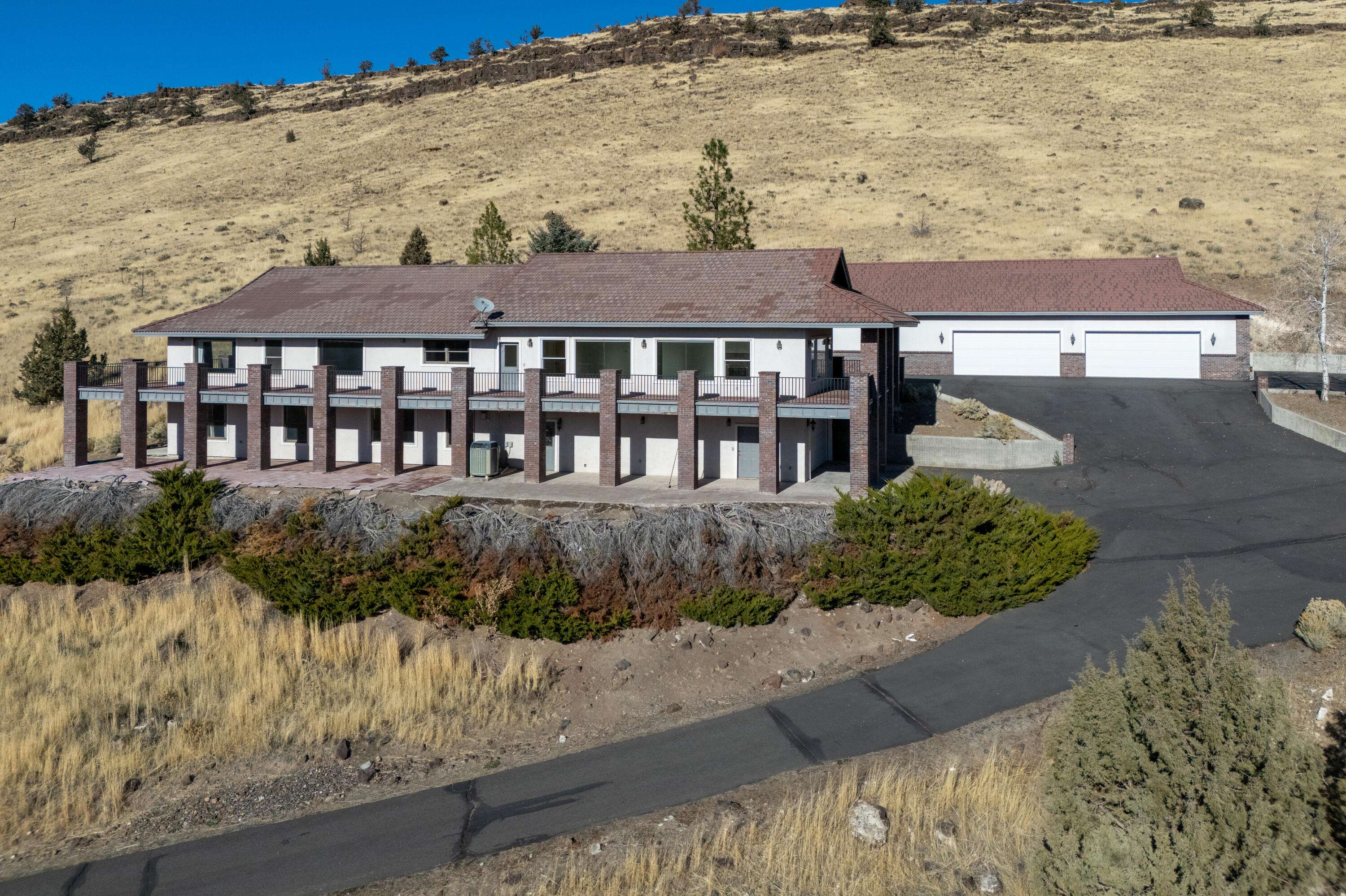 Prineville, OR 97754,2717 Hill ST