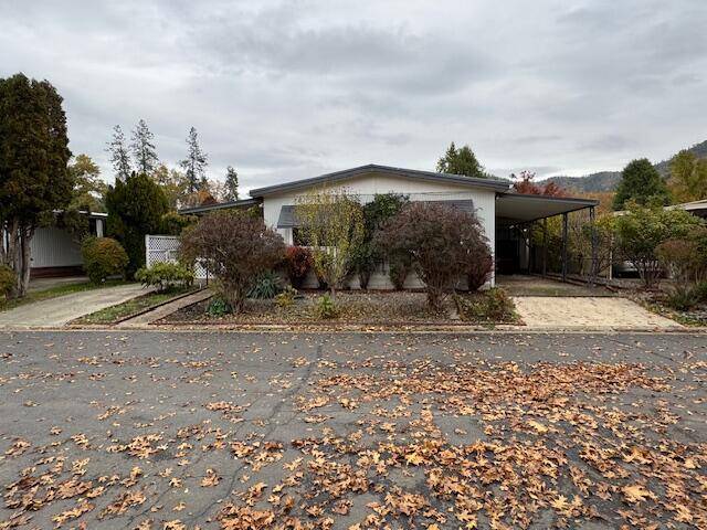 Rogue River, OR 97537,515 E Main ST E #17