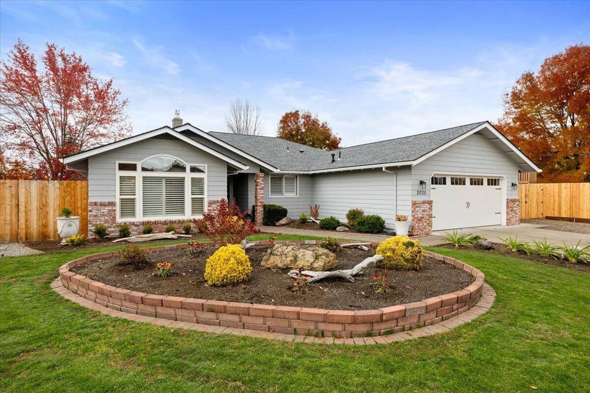 Medford, OR 97504,2035 Stockel CT