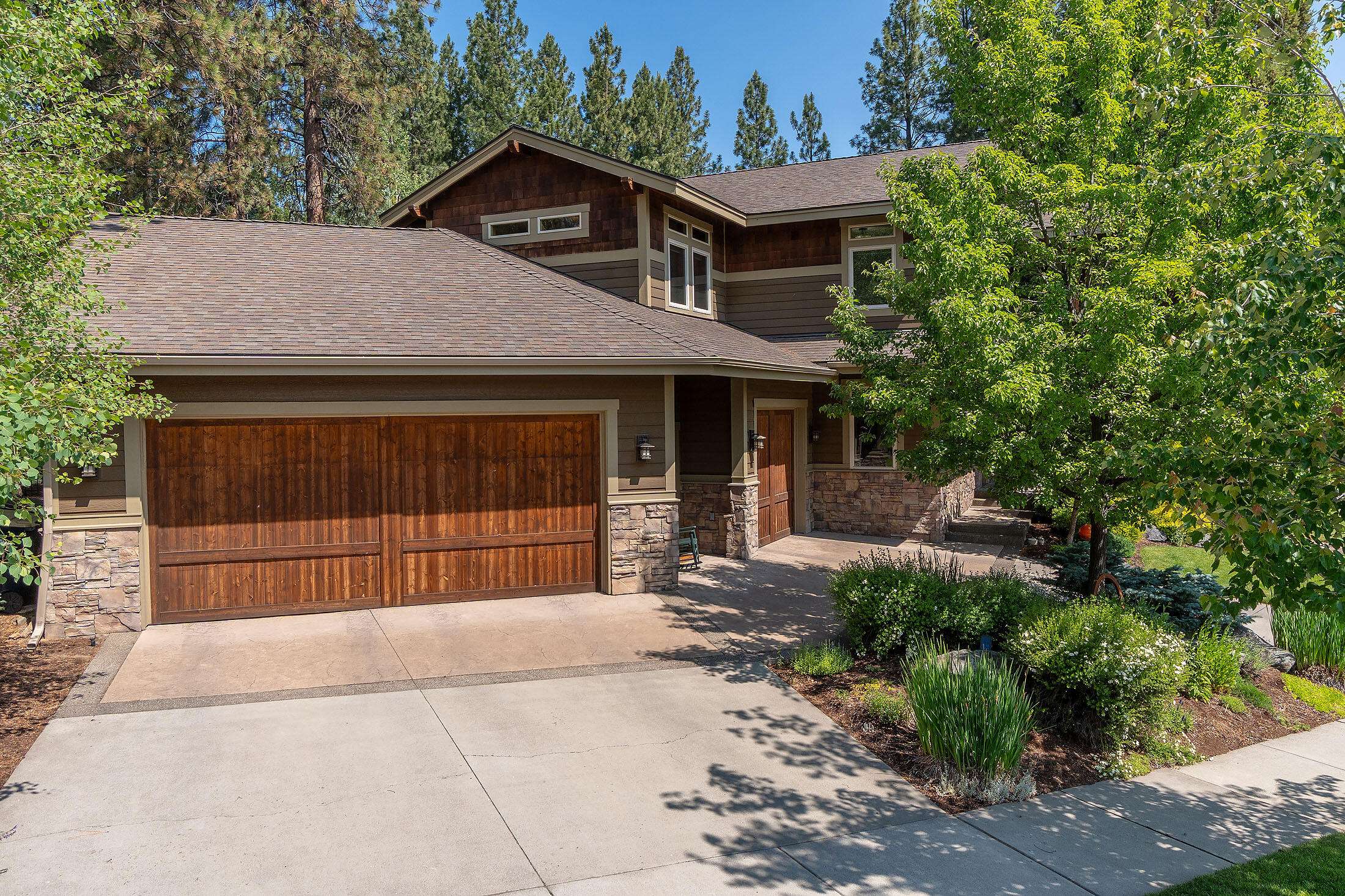 Bend, OR 97703,2419 Morningwood WAY
