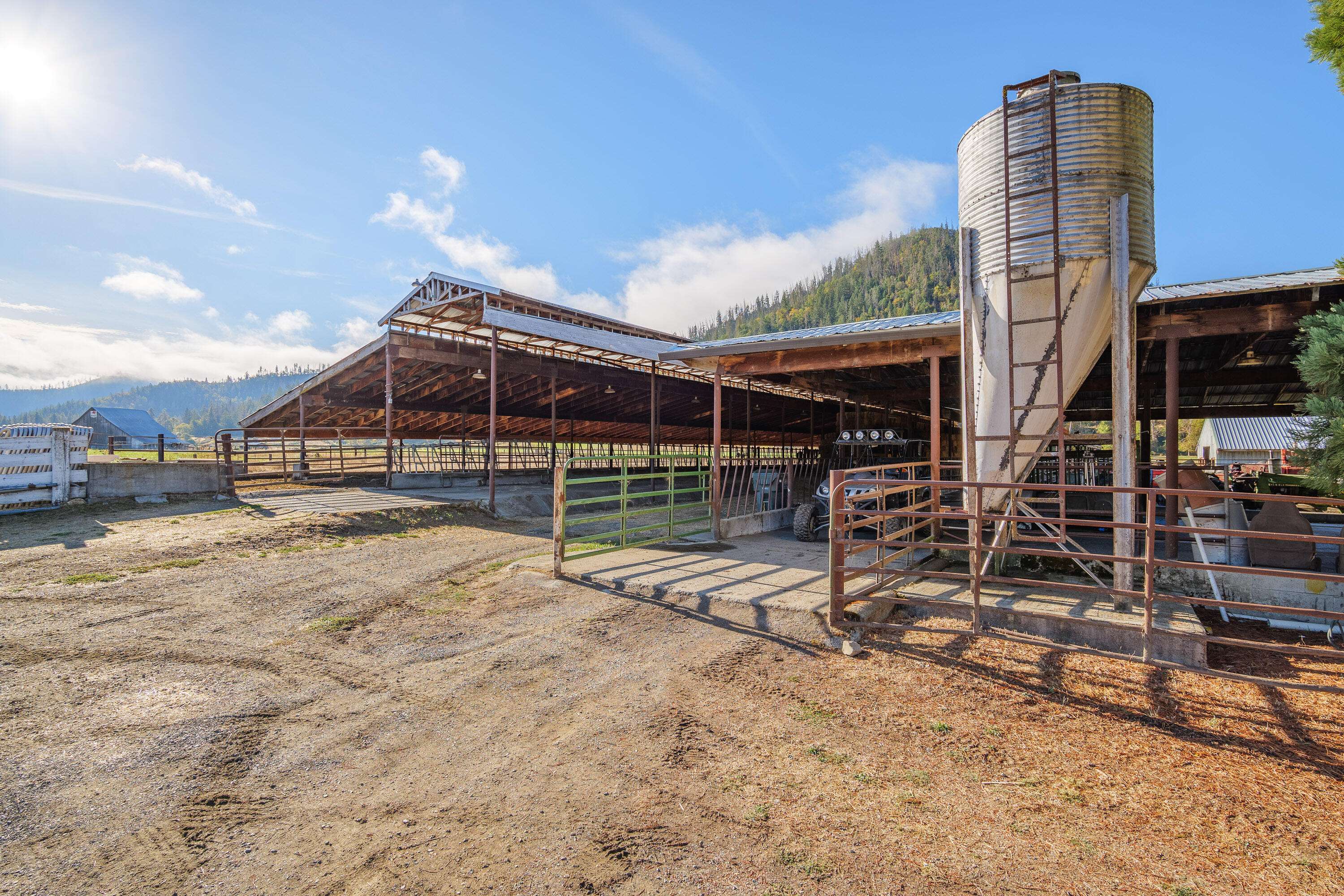 Jacksonville, OR 97530,15950 Highway 238
