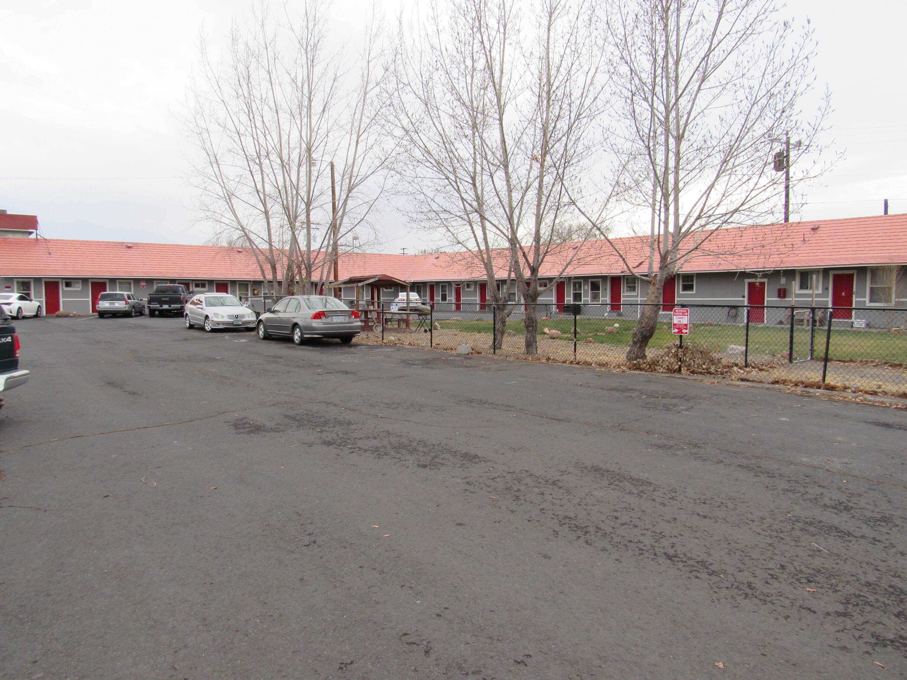 Madras, OR 97741,171 C ST