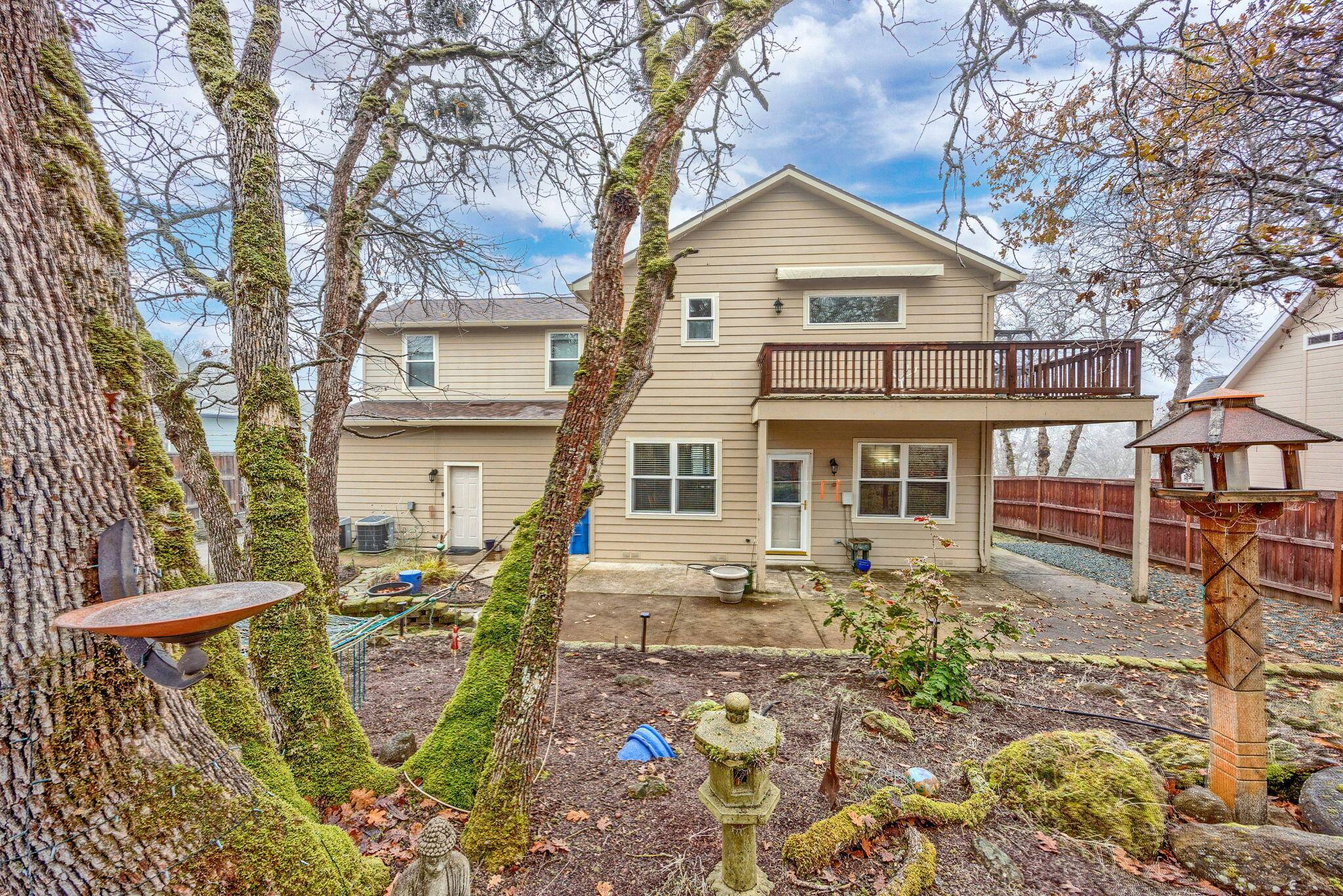 Eagle Point, OR 97524,331 Patricia LN