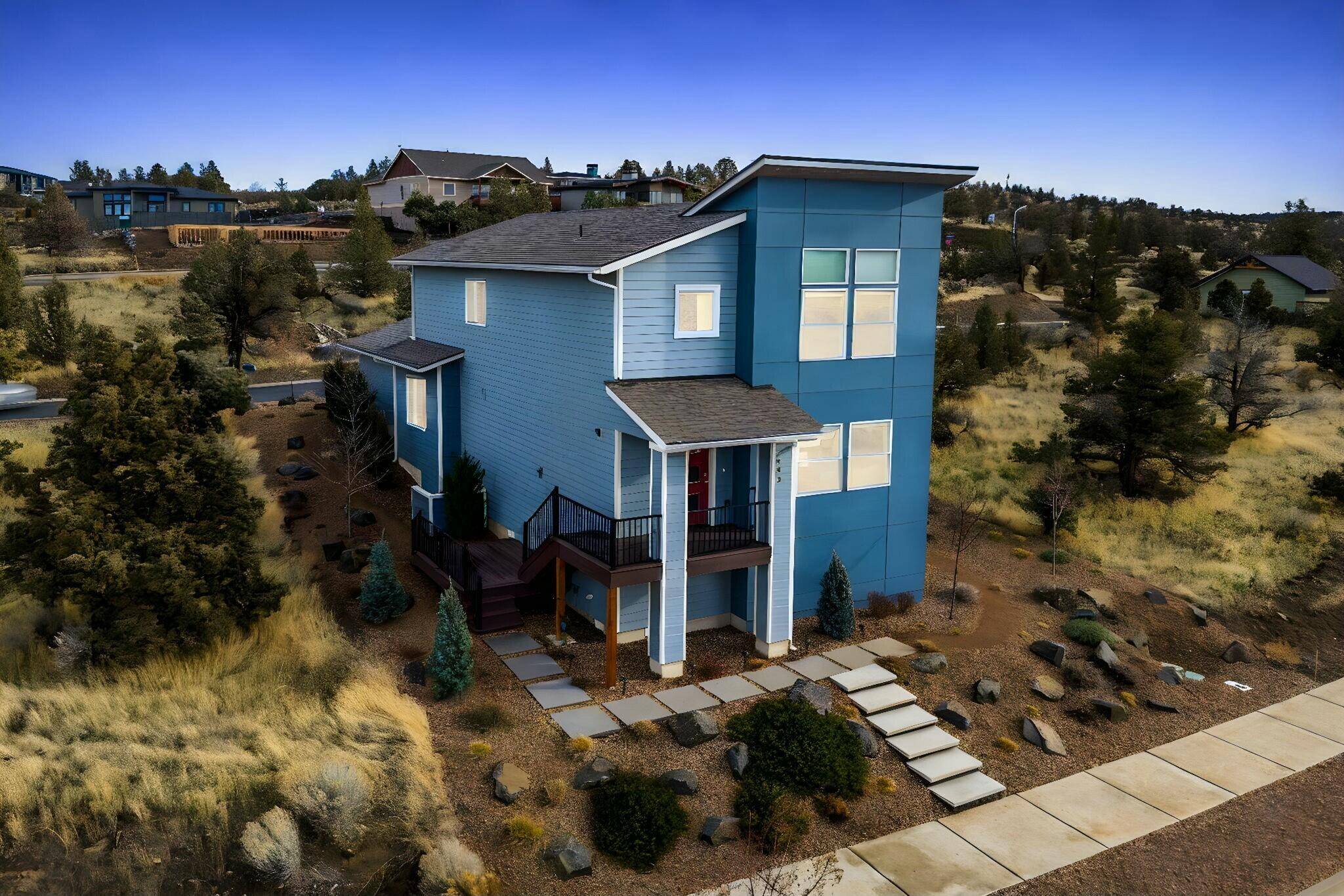 Madras, OR 97741,433 Larkspur DR