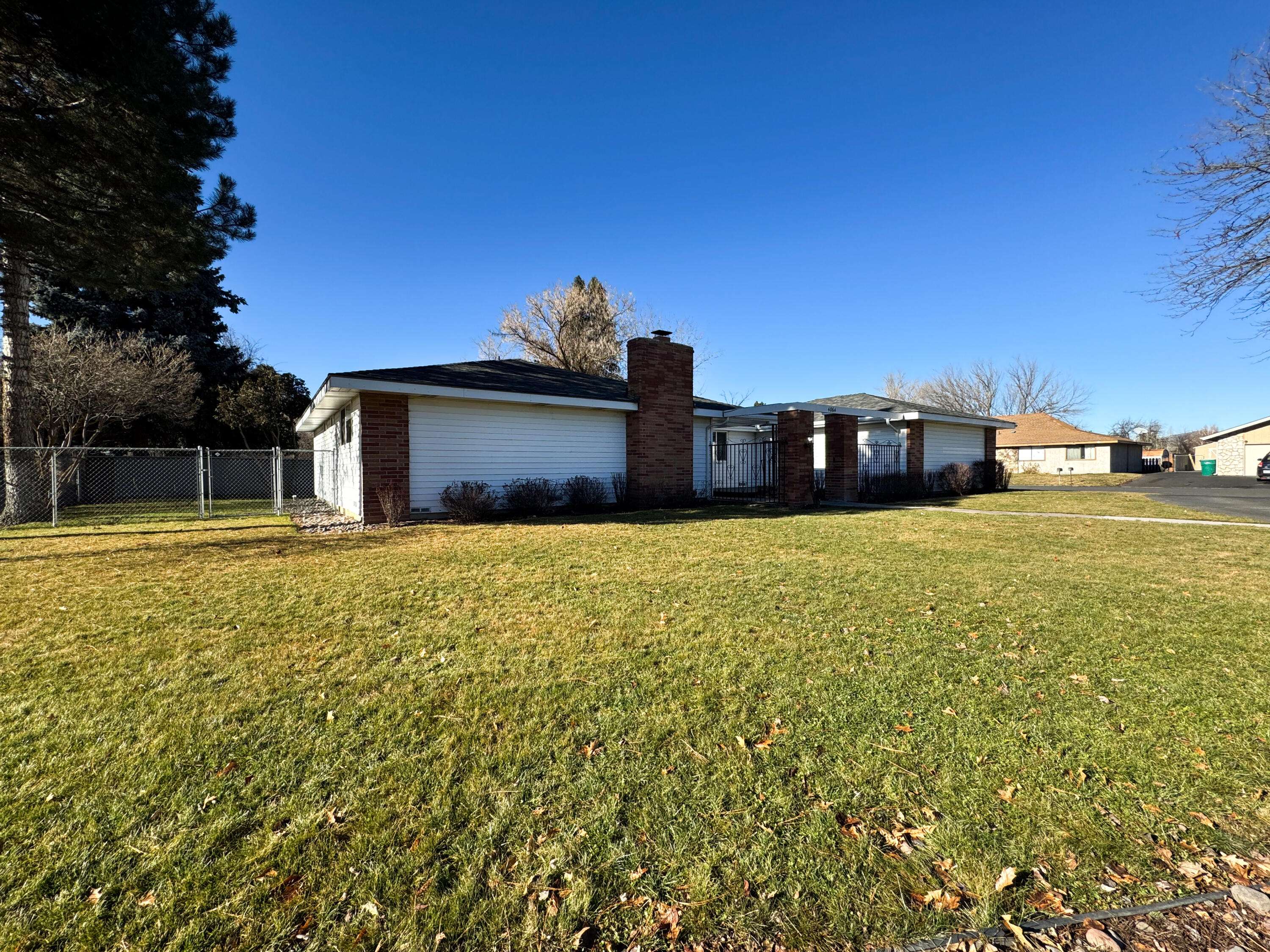 Klamath Falls, OR 97603,4864 Gatewood DR