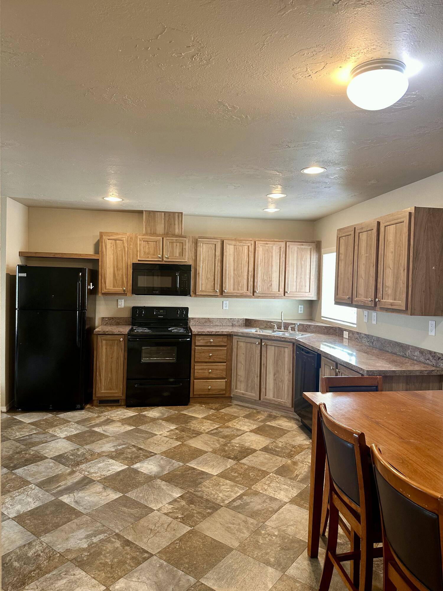 Redmond, OR 97756,2395 Yarrow Creek DR