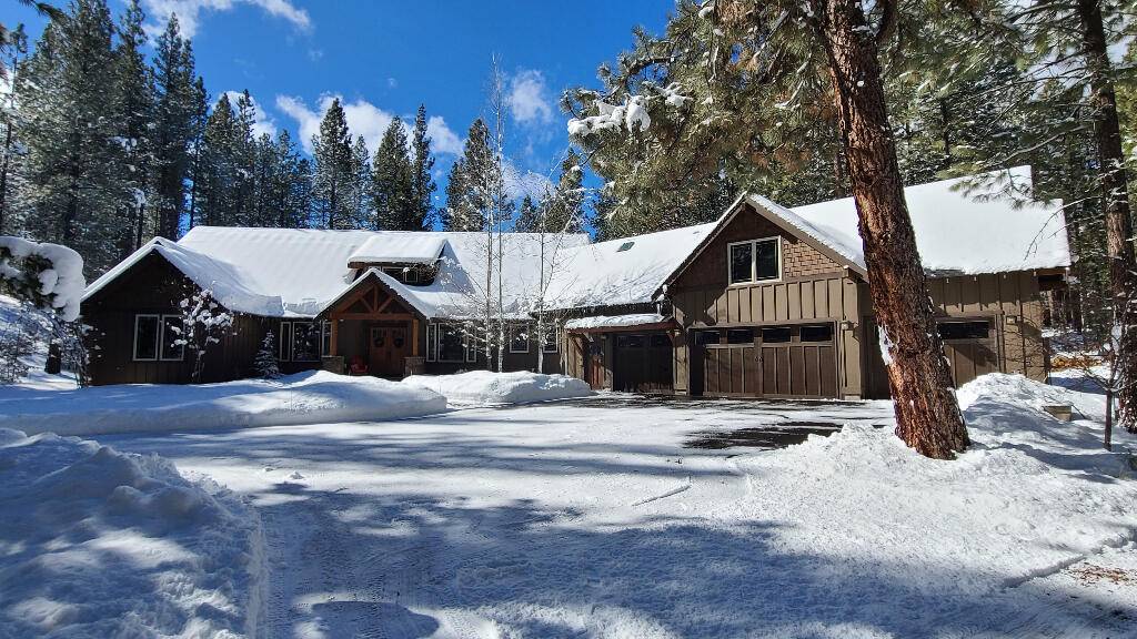 Bend, OR 97707,54937 Forest LN