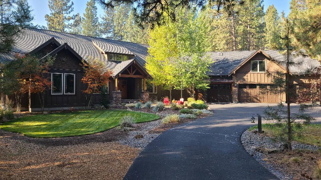 Bend, OR 97707,54937 Forest LN