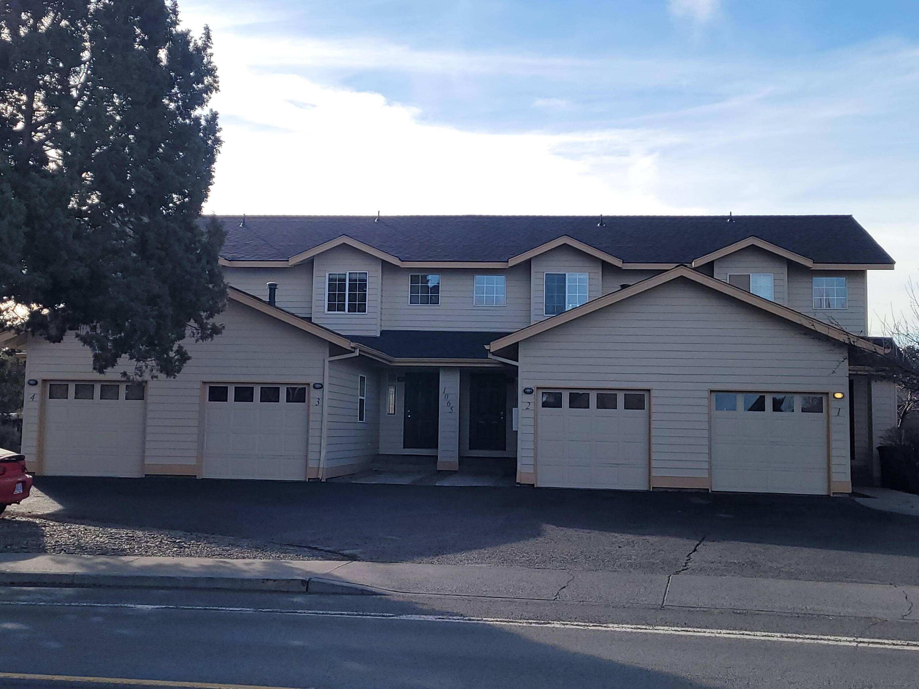 Bend, OR 97701,1065 Purcell BLVD