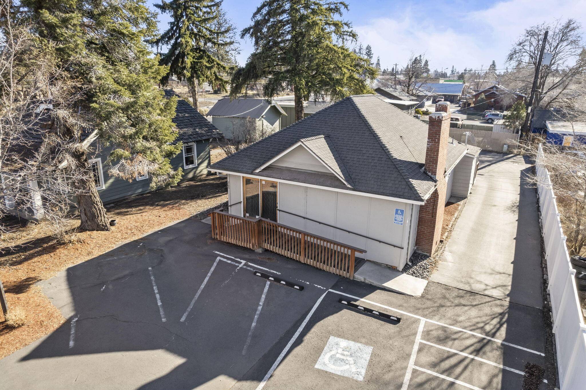 Bend, OR 97702,265 Scott ST