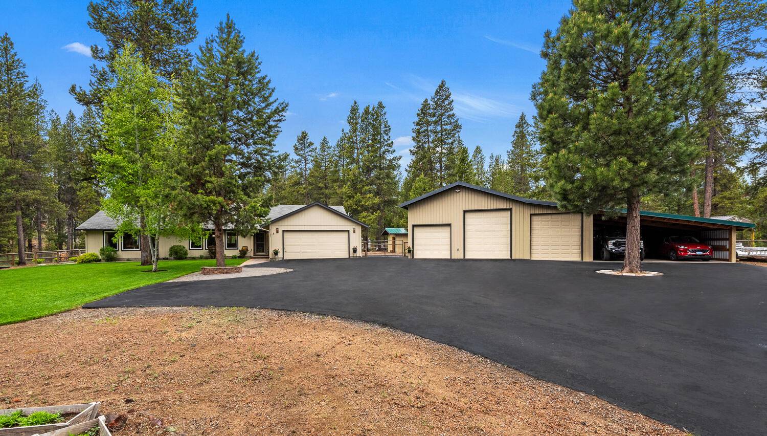 Bend, OR 97707,15023 River Loop DR E