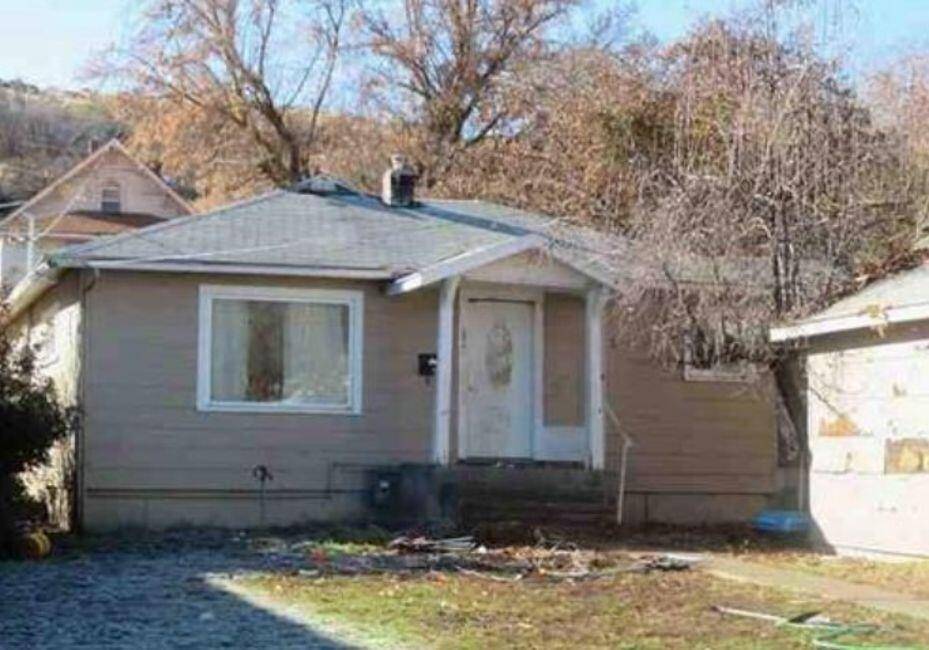 Klamath Falls, OR 97601,734 10th ST
