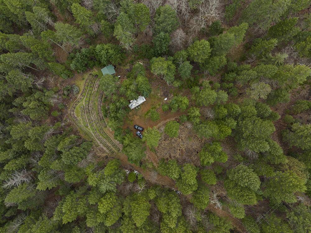 Selma, OR 97538,688 Crooks Creek RD