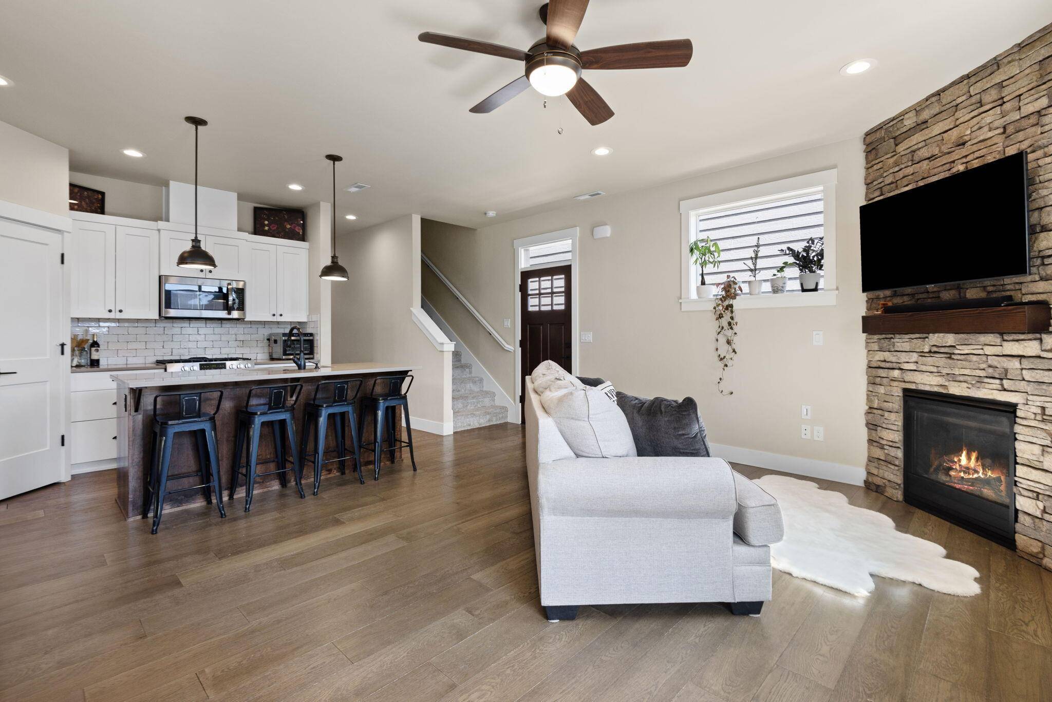 Redmond, OR 97756,3974 Coyote AVE