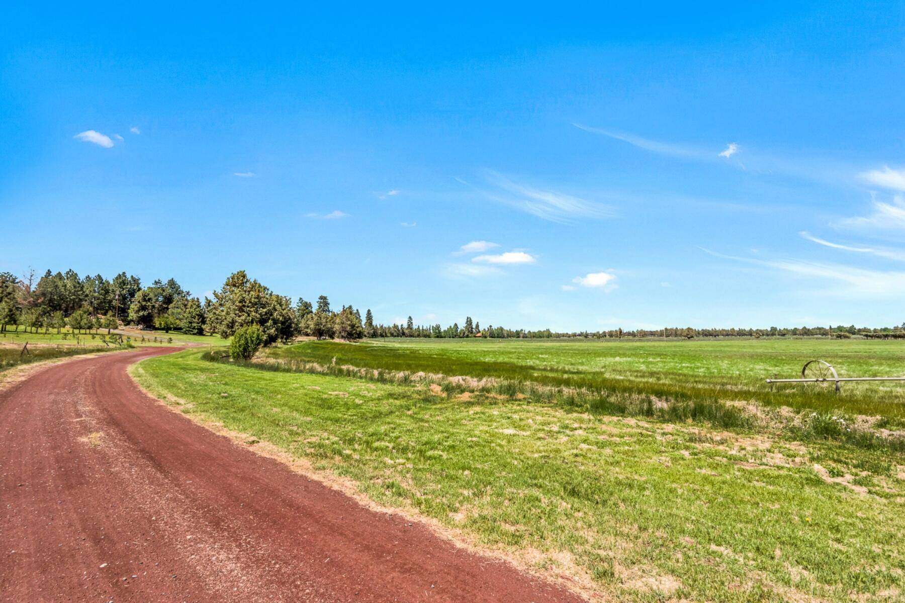 Bend, OR 97703,64859 Collins RD