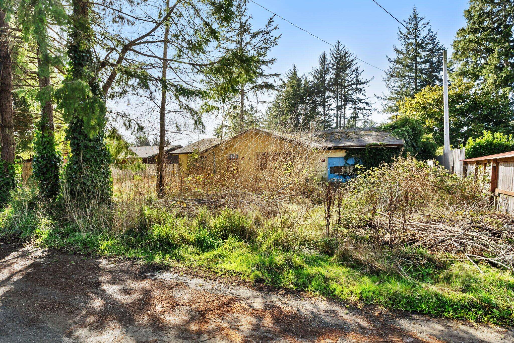 Coos Bay, OR 97420,63528 Olive RD