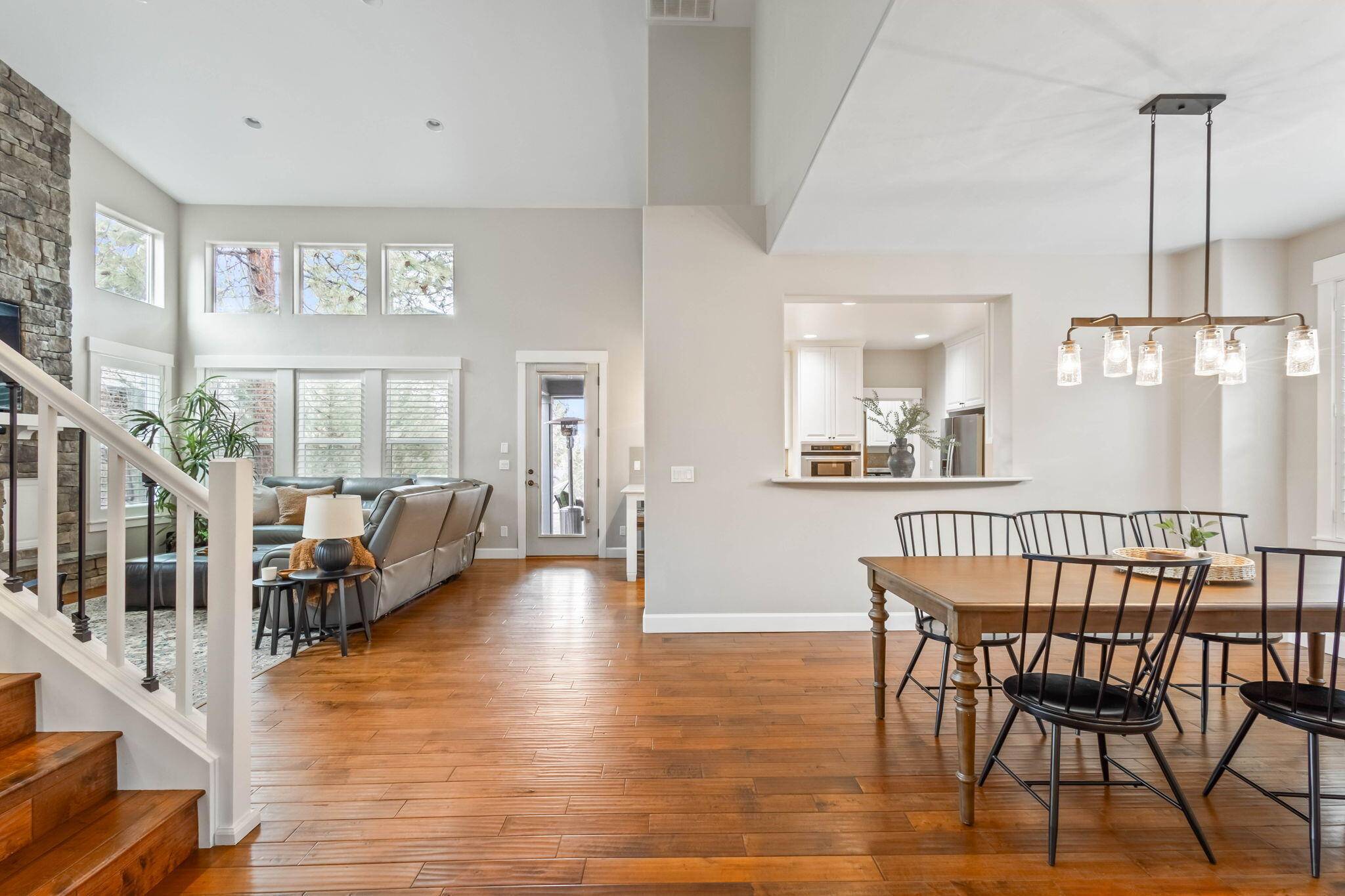 Bend, OR 97702,61387 Cultus Lake CT