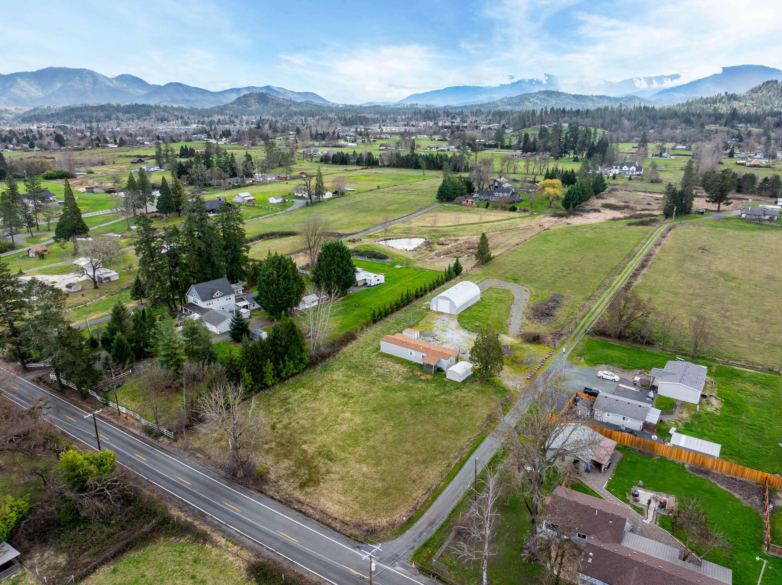 Grants Pass, OR 97527