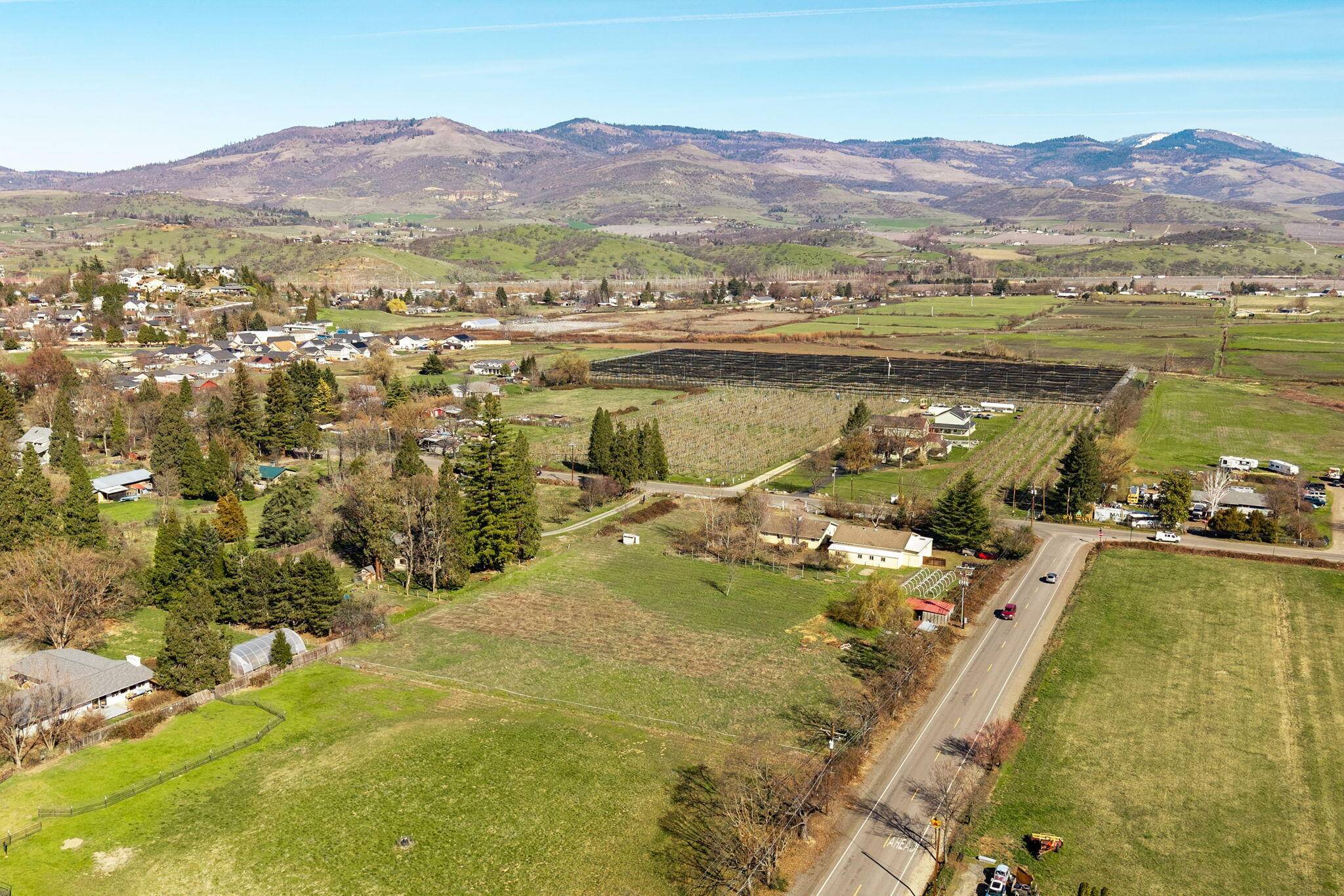 Phoenix, OR 97535,4444 Colver RD