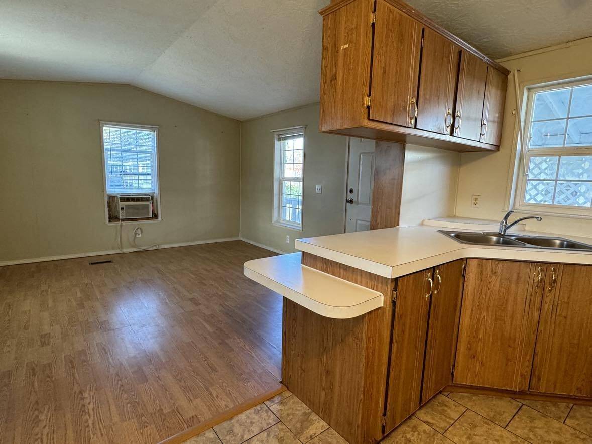 Central Point, OR 97502,6850 Downing RD #SPC 57