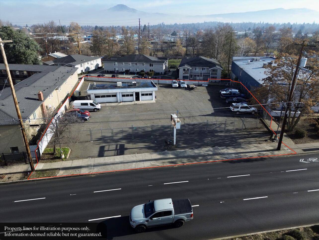 Medford, OR 97501,712 Riverside AVE
