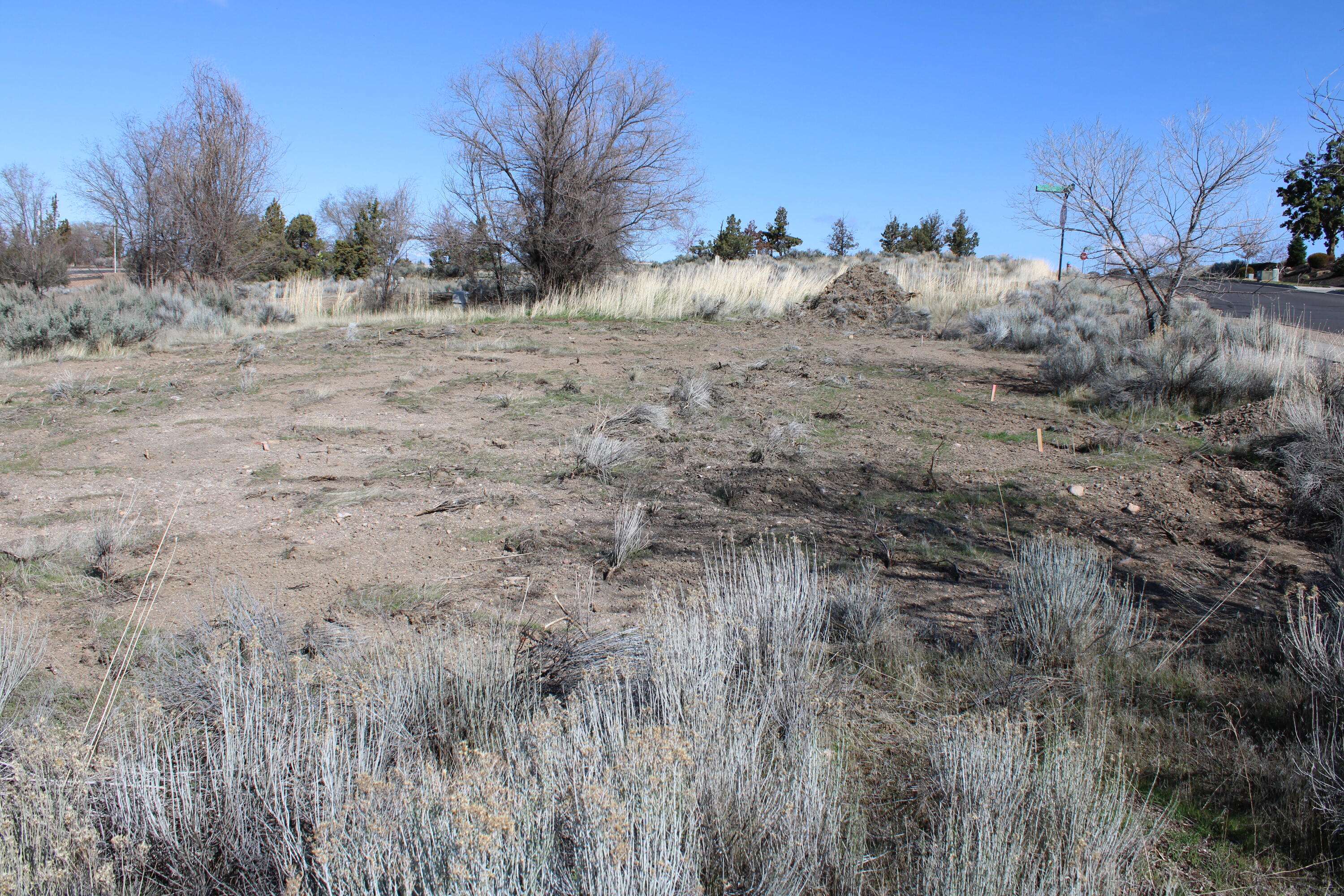 Madras, OR 97741,202 Larkspur DR