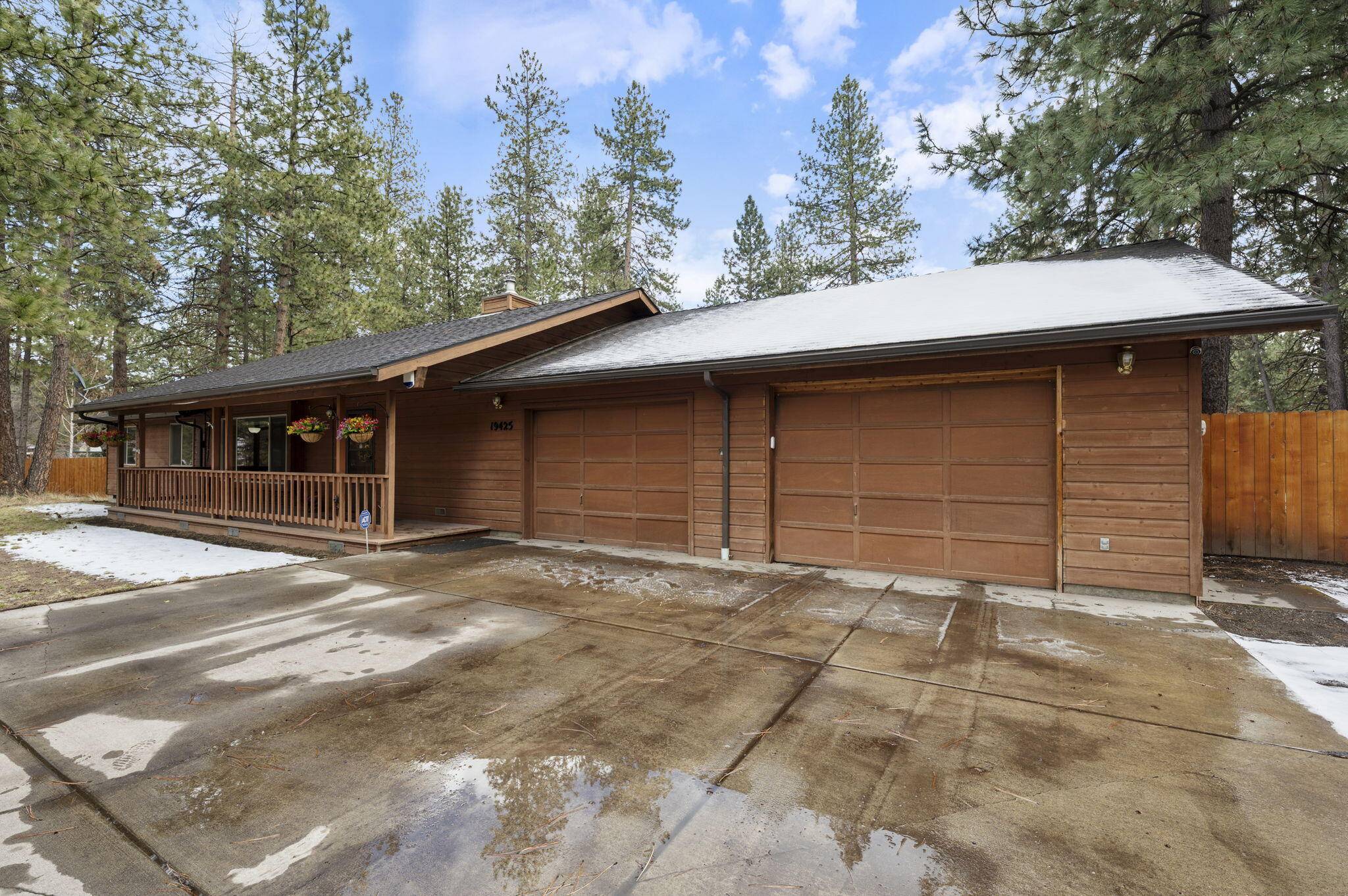 Bend, OR 97702,19425 River Woods DR