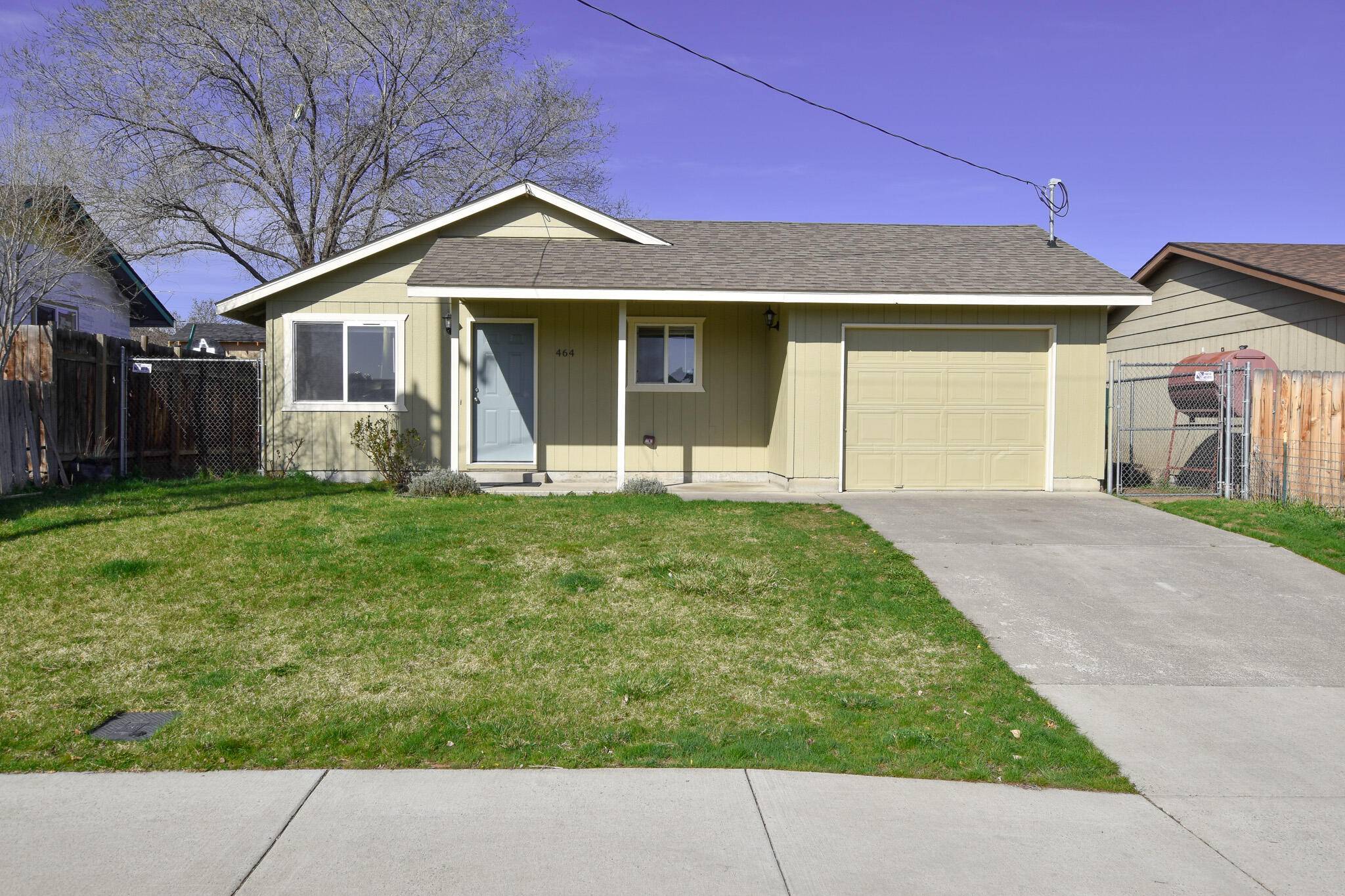 Madras, OR 97741,464 2nd ST