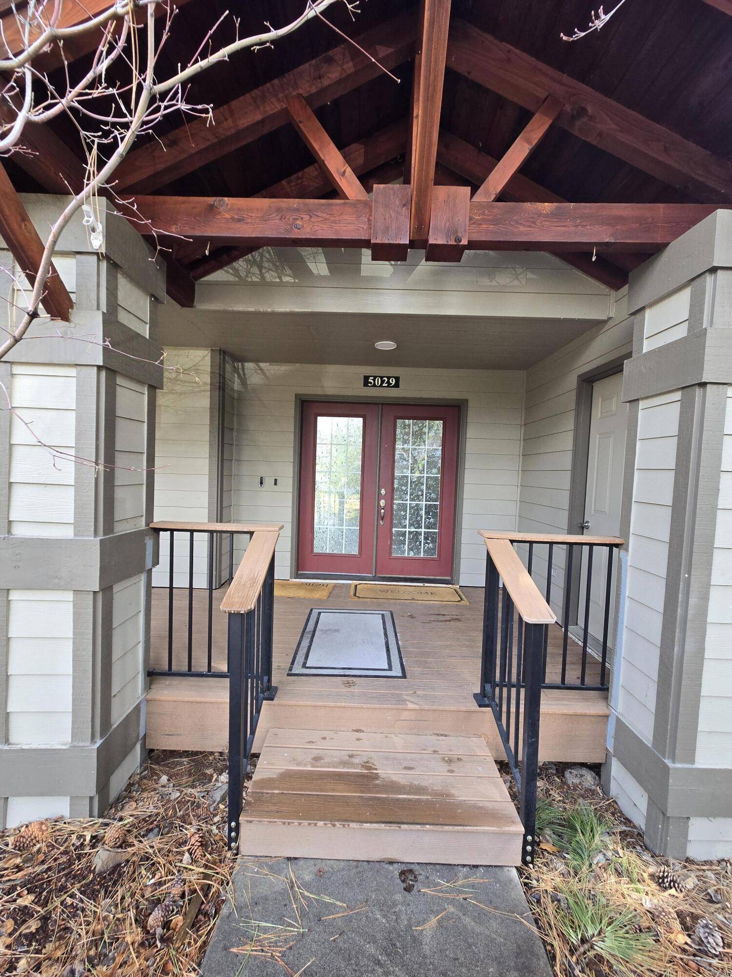 Klamath Falls, OR 97601,5029 Falcon DR