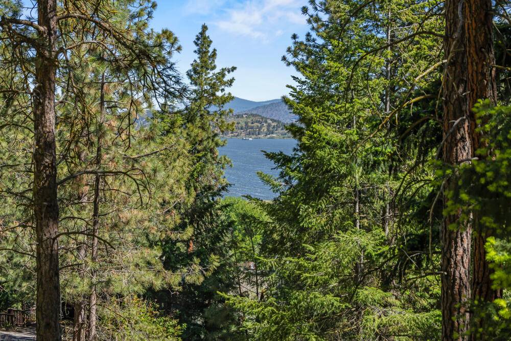 Klamath Falls, OR 97601,Ponderosa DR