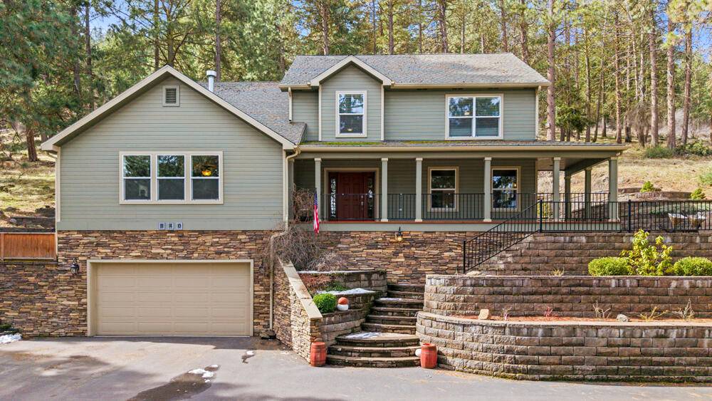 Klamath Falls, OR 97601,840 Ponderosa DR
