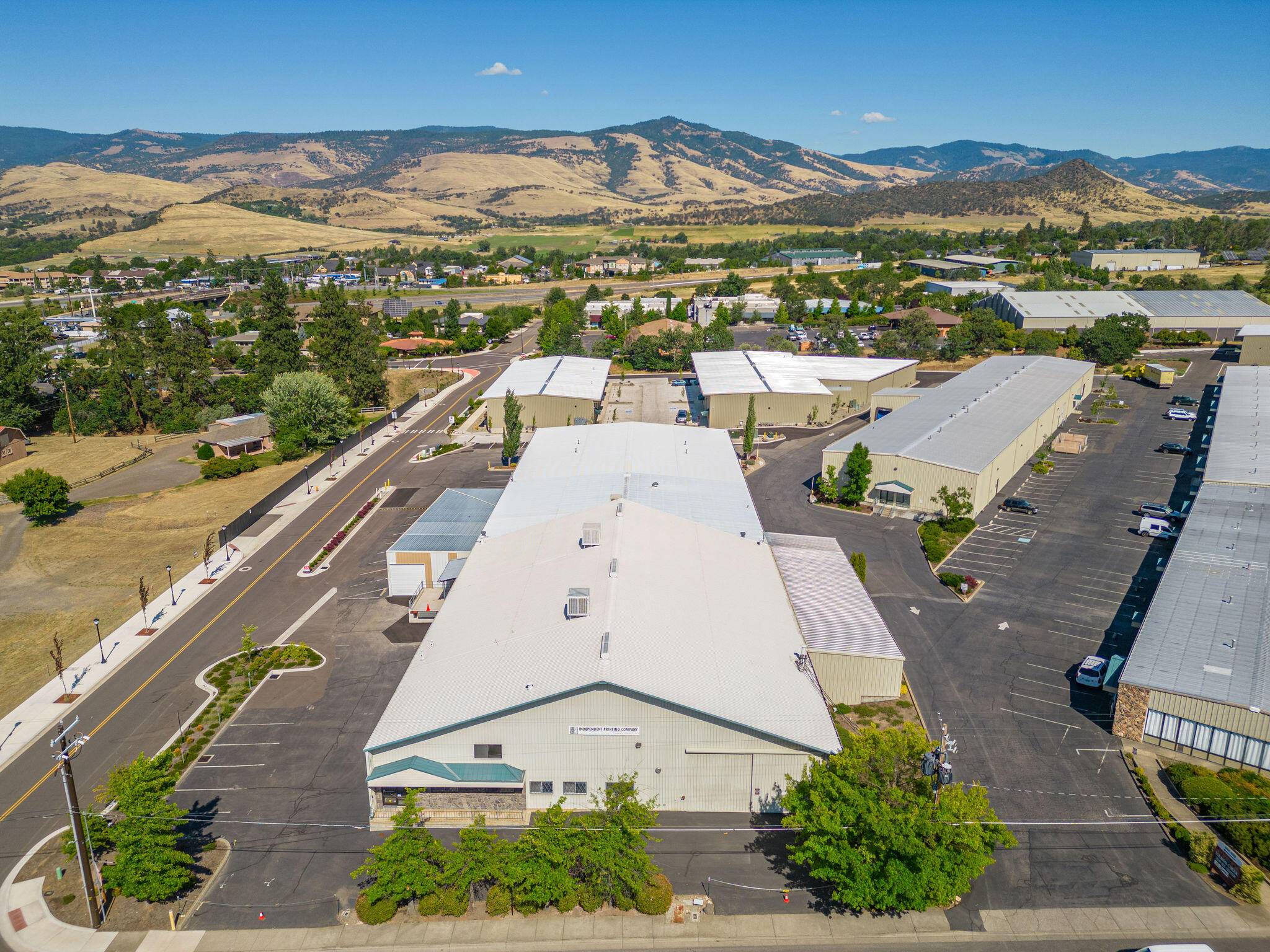 Ashland, OR 97520,640 Tolman Creek RD