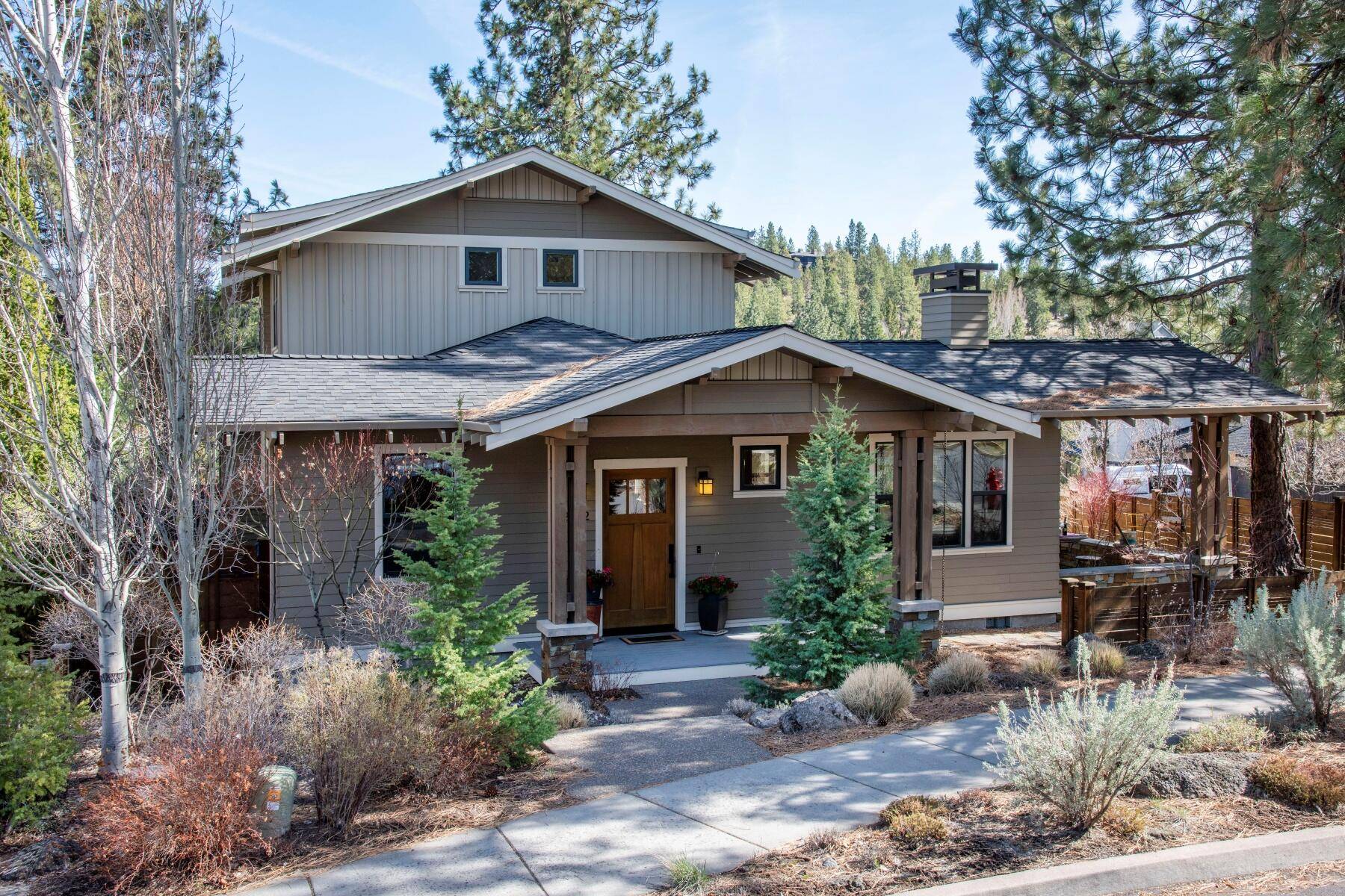 Bend, OR 97703,2282 High Lakes LOOP