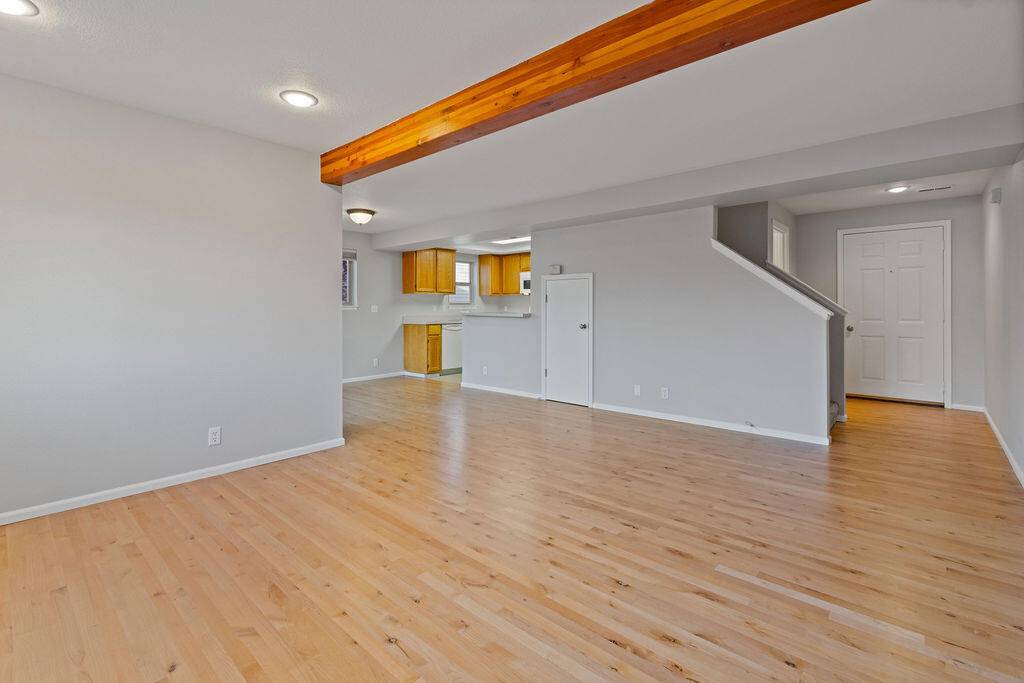 Bend, OR 97701,1801 Purcell BLVD ## 16