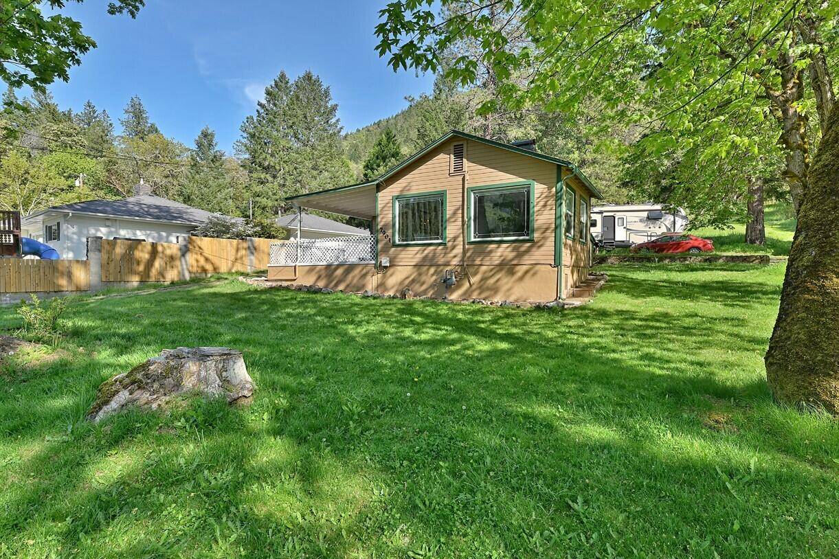 Grants Pass, OR 97527,7901 Rogue River HWY