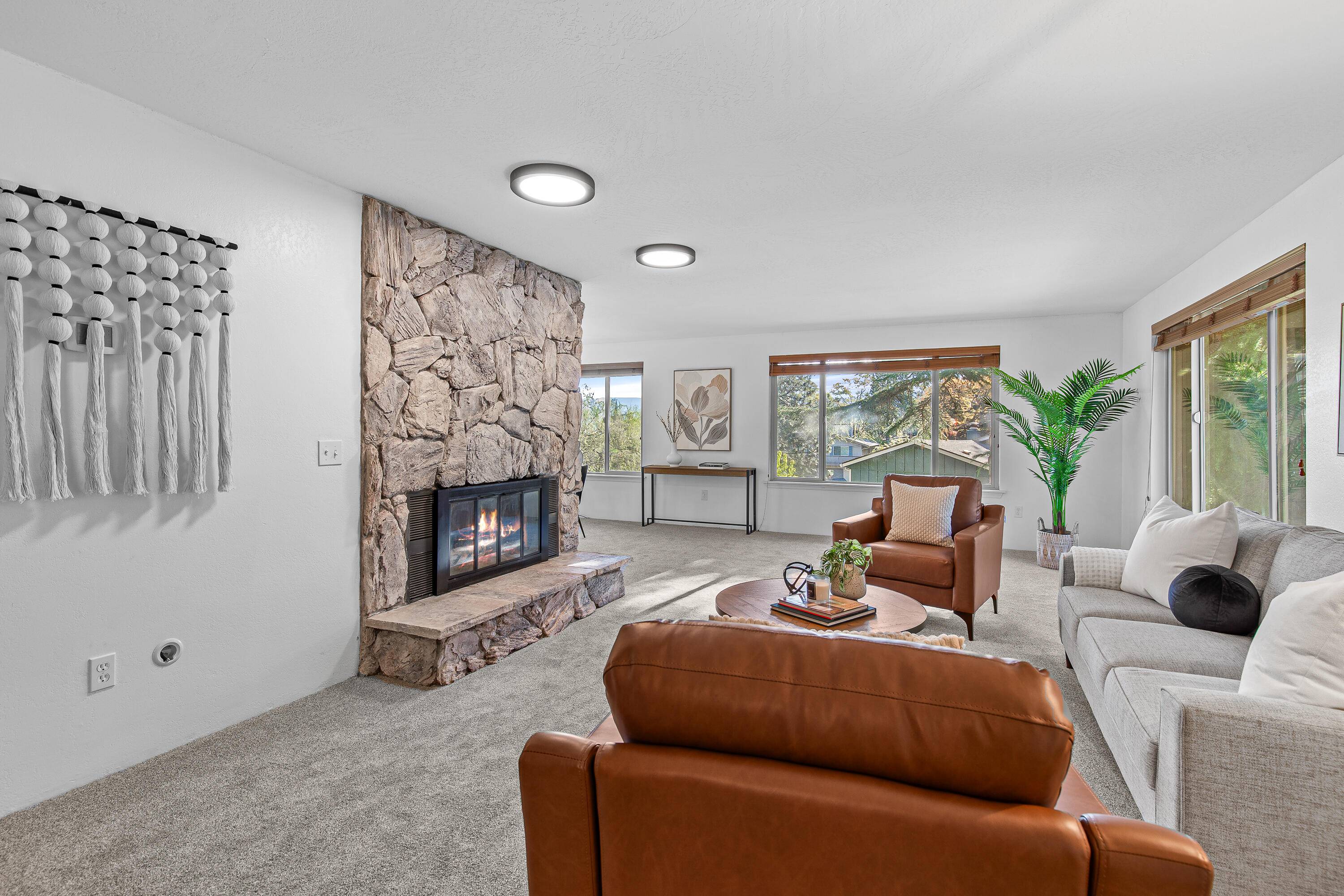 Ashland, OR 97520,435 Friendship ST