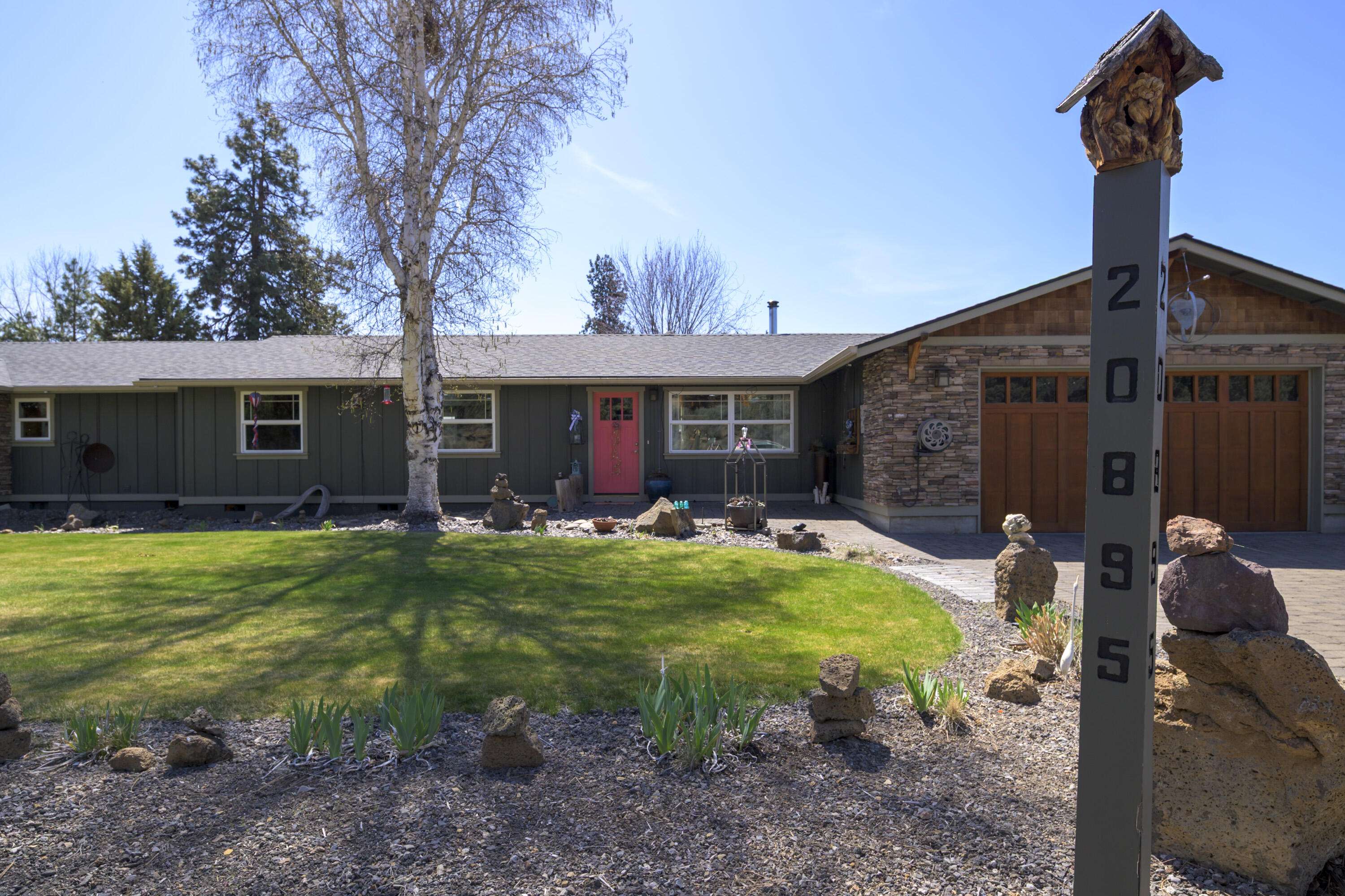 Bend, OR 97702,20895 Desert Woods DR