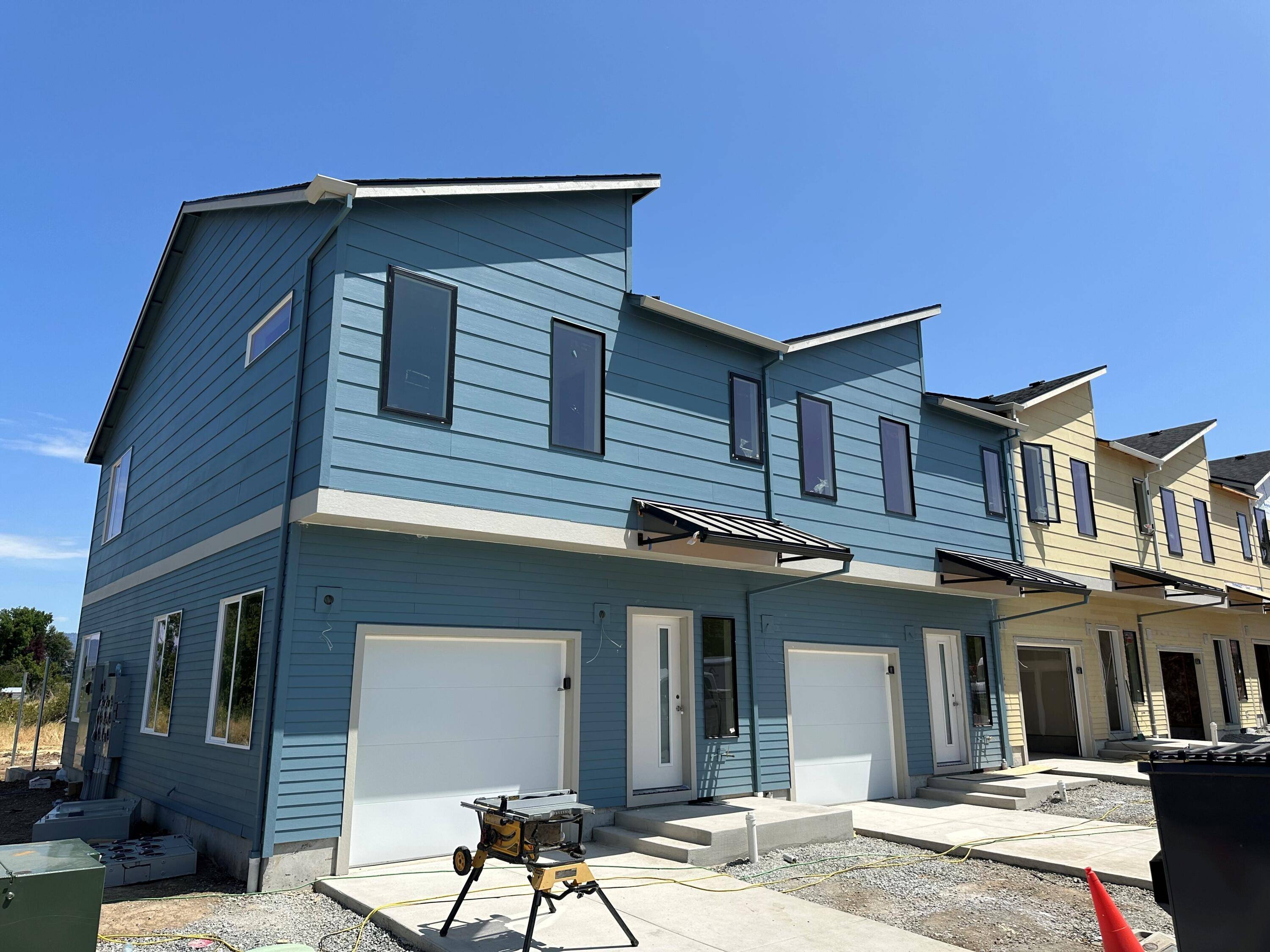Medford, OR 97501,2028 Sunset DR #8