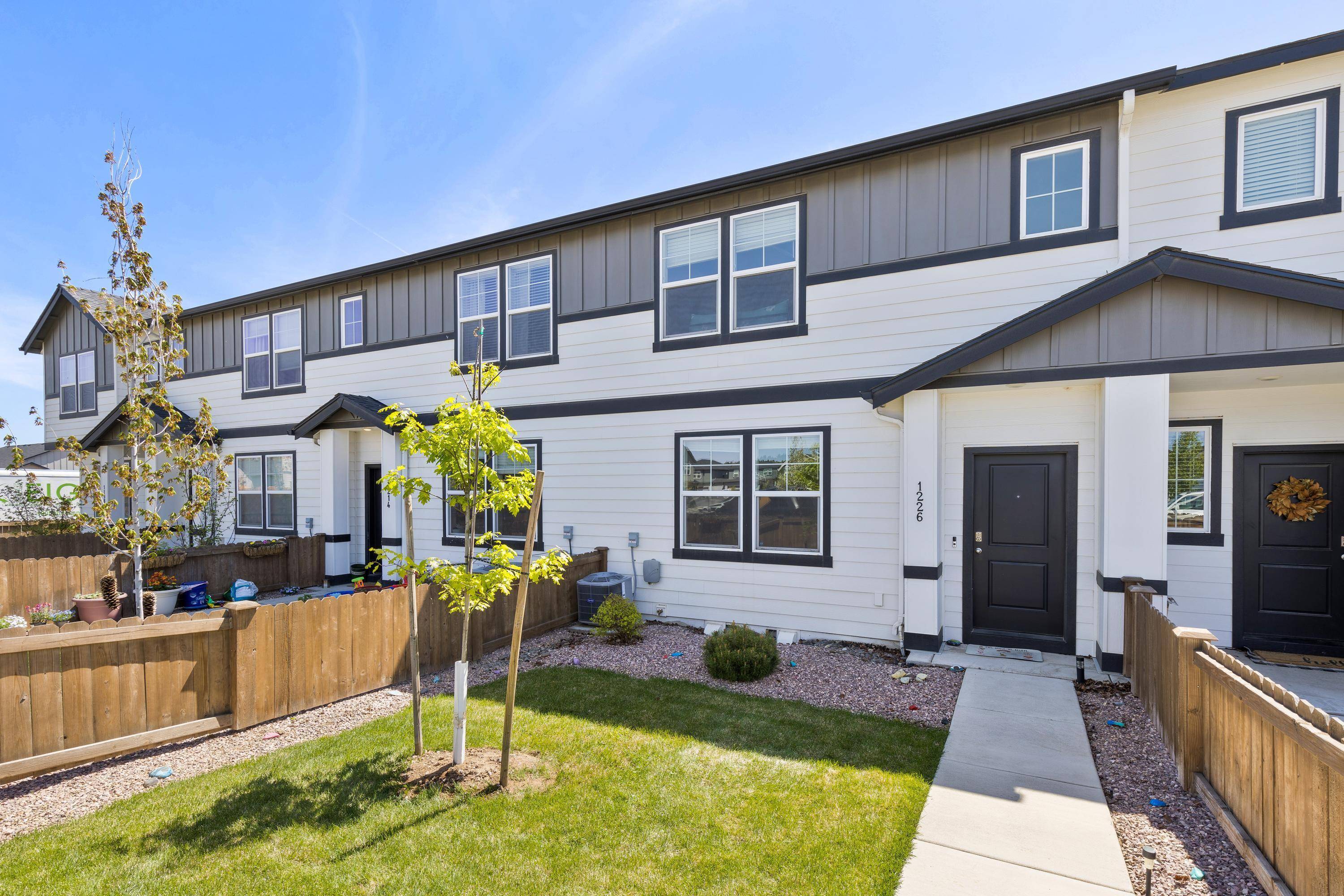 Redmond, OR 97756,1226 Upas PL