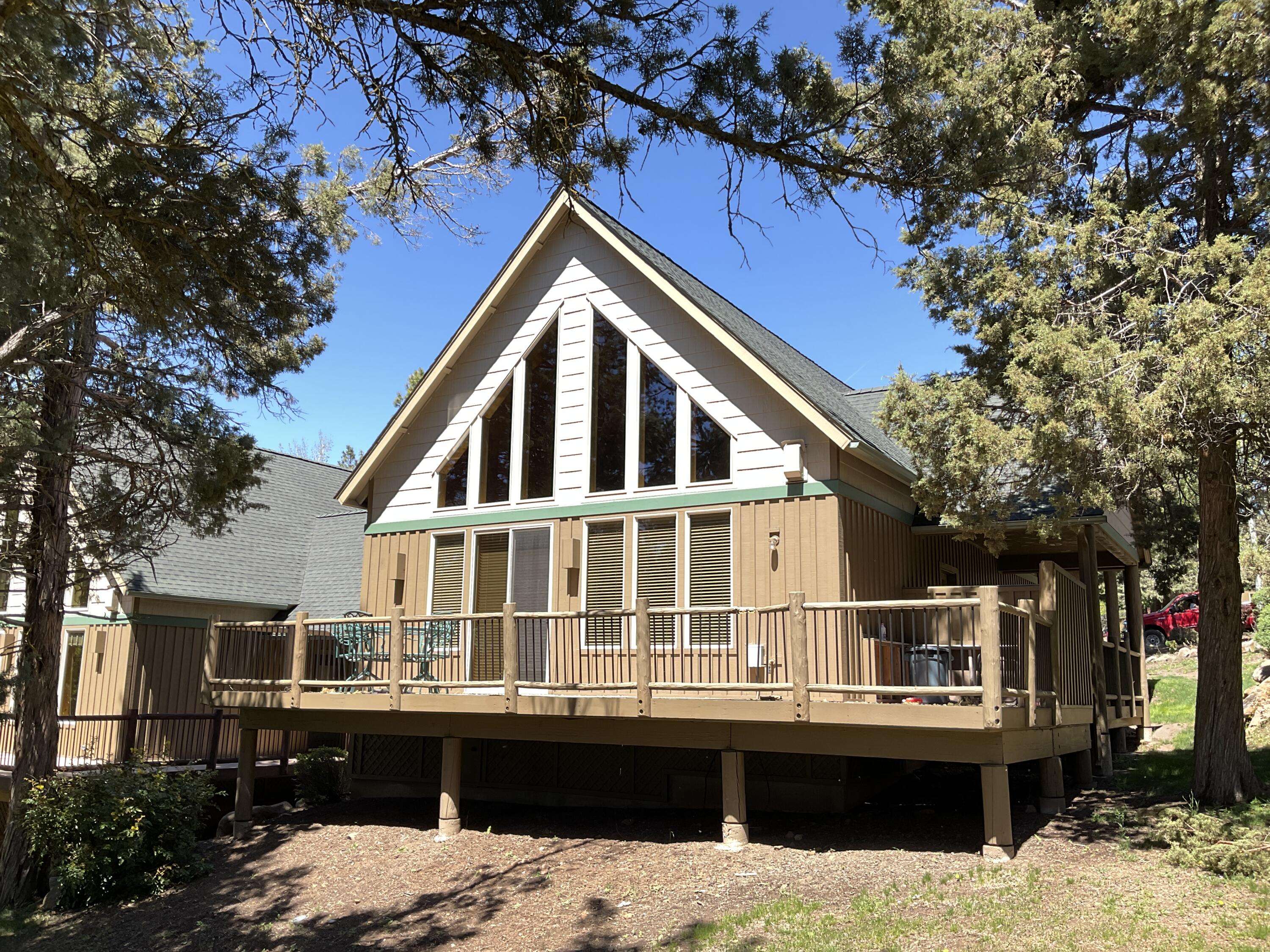Klamath Falls, OR 97601,4654 Harrier DR