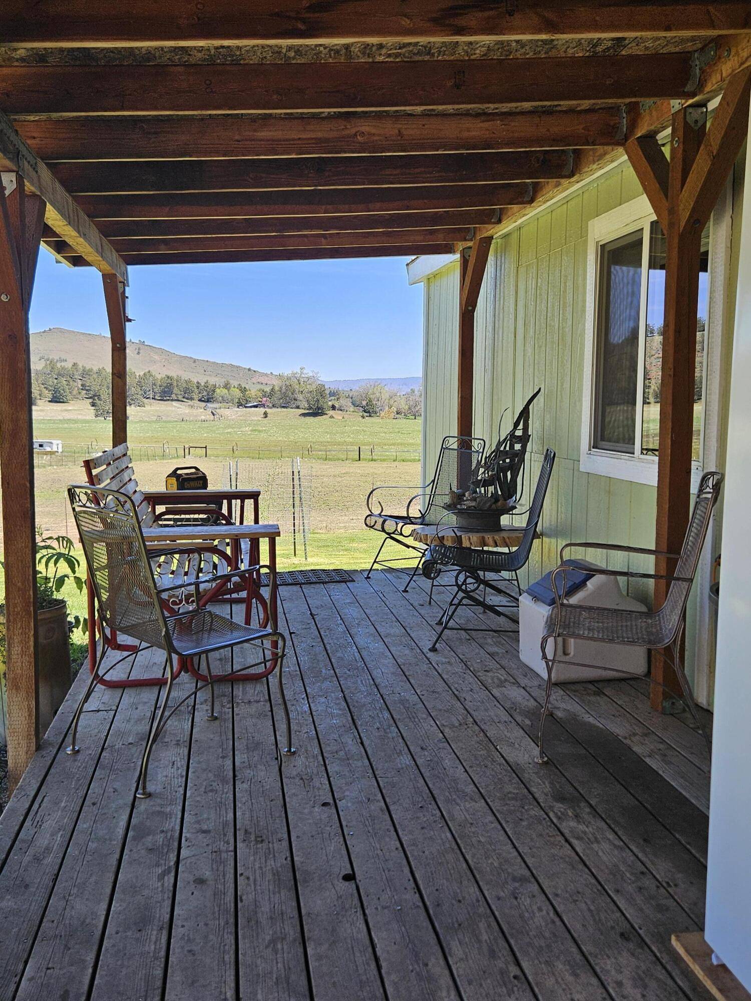 Klamath Falls, OR 97601,5405 Blue Mountain DR