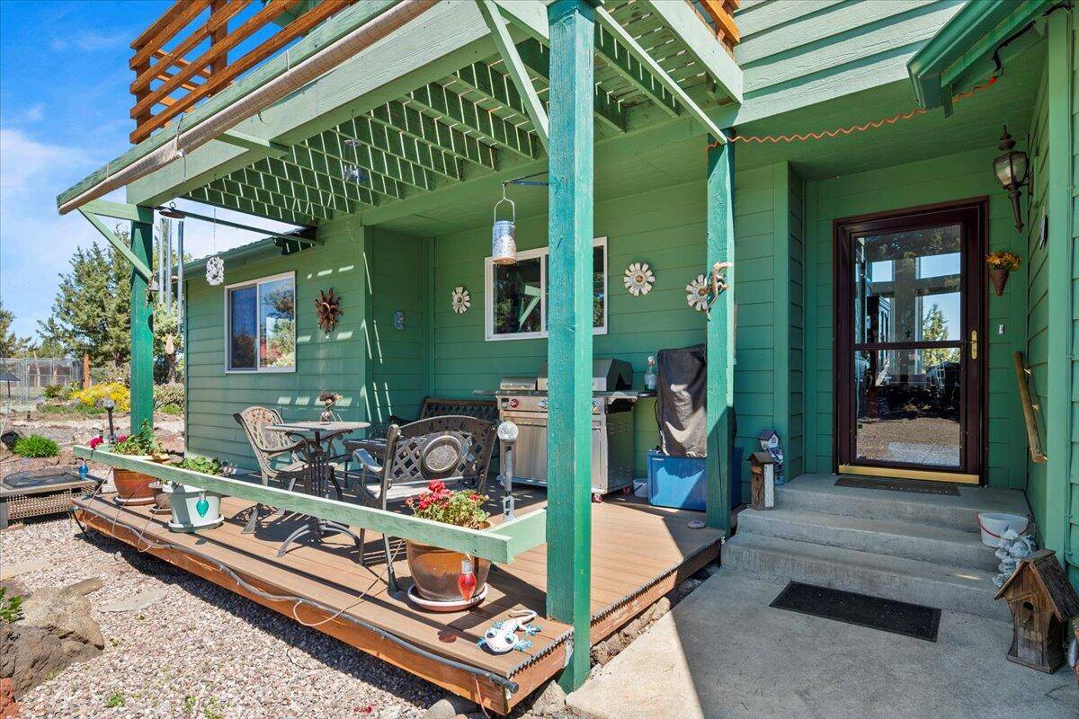 Terrebonne, OR 97760,8768 Waterhole PL