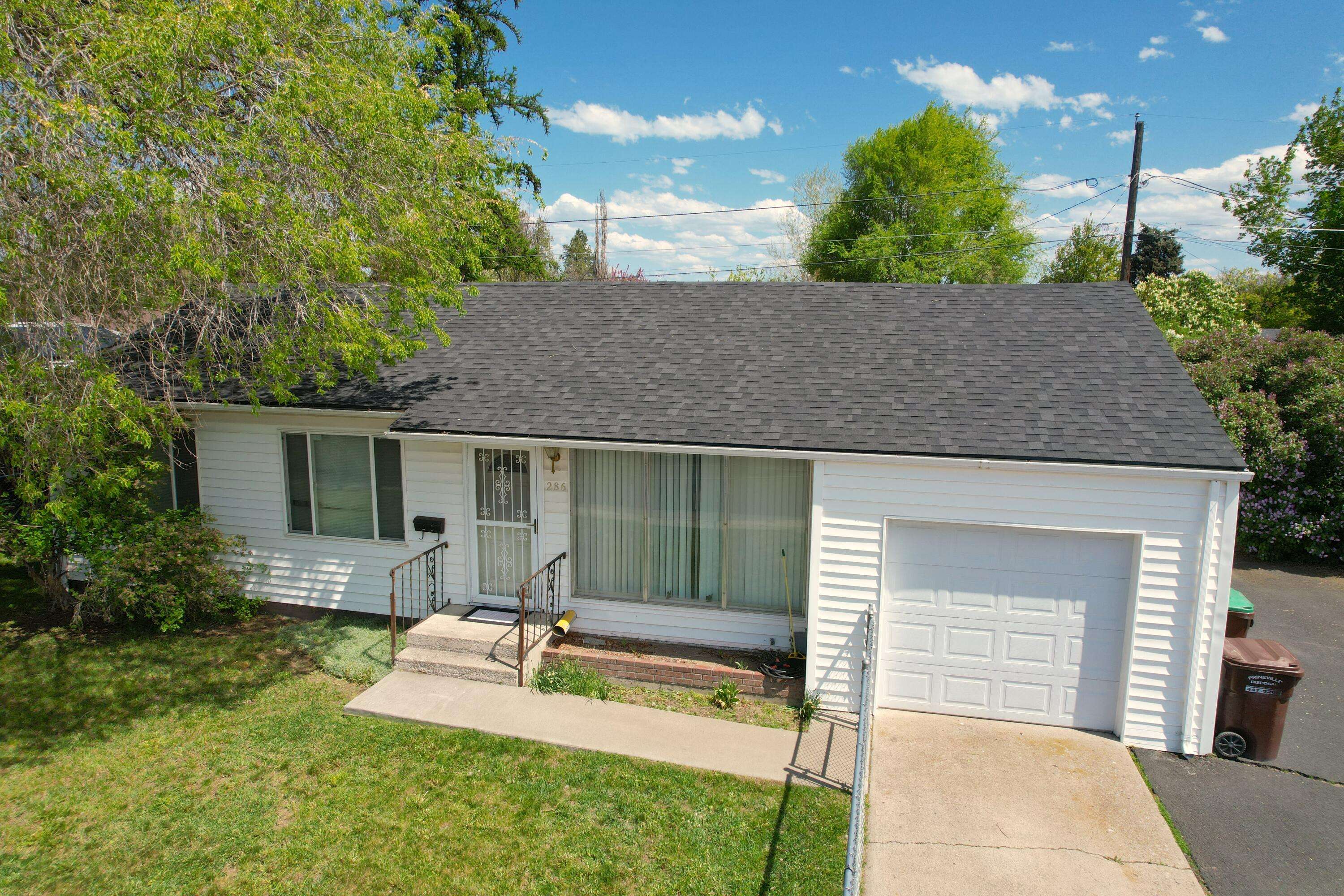 Prineville, OR 97754,286 Deer ST