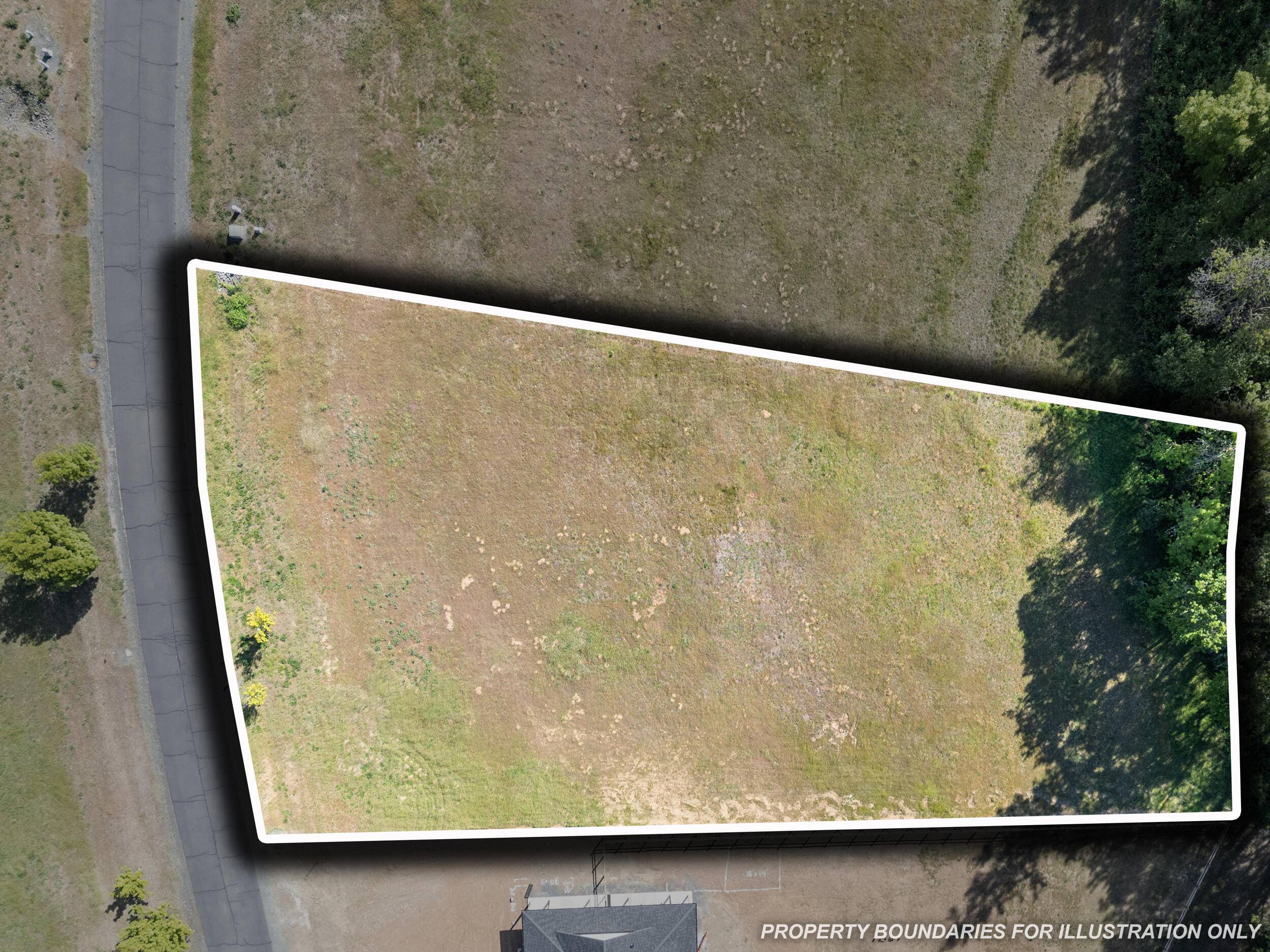 Cave Junction, OR 97523,565 Forks CIR
