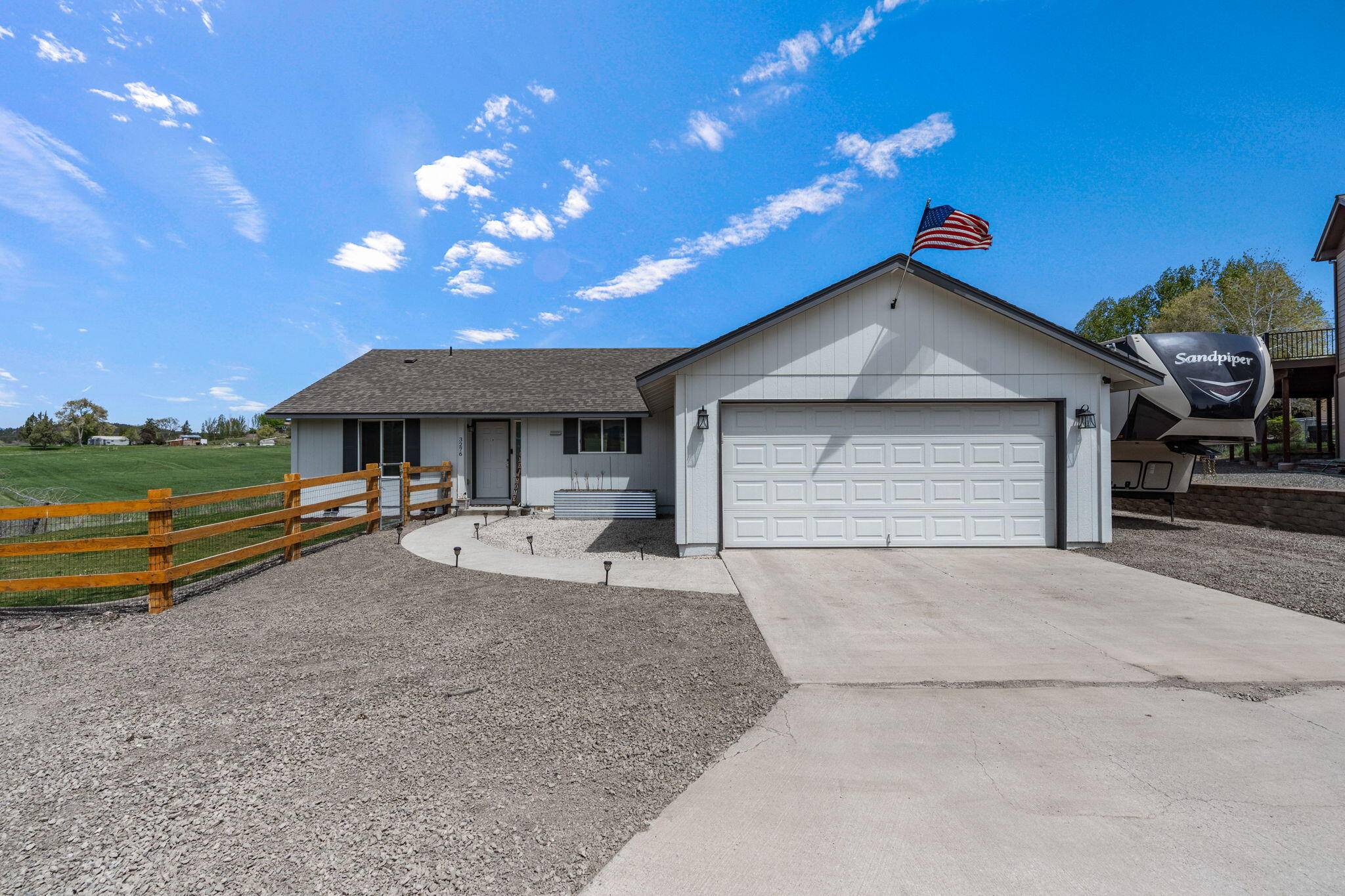 Prineville, OR 97754,3276 Yellowpine RD