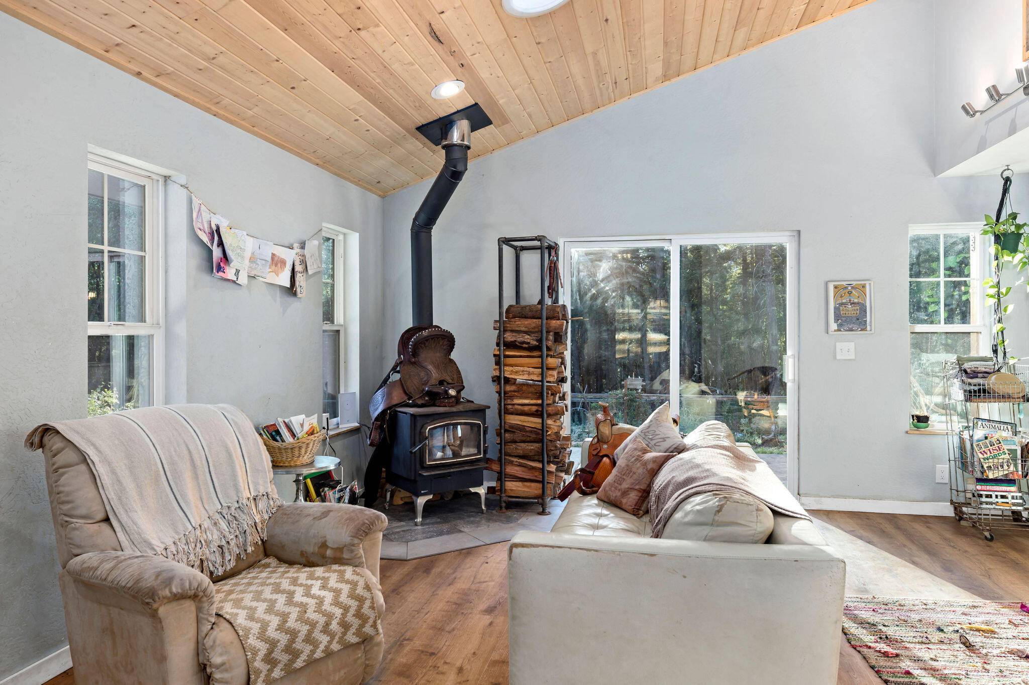 Grants Pass, OR 97526,123 Rogue Riffle DR