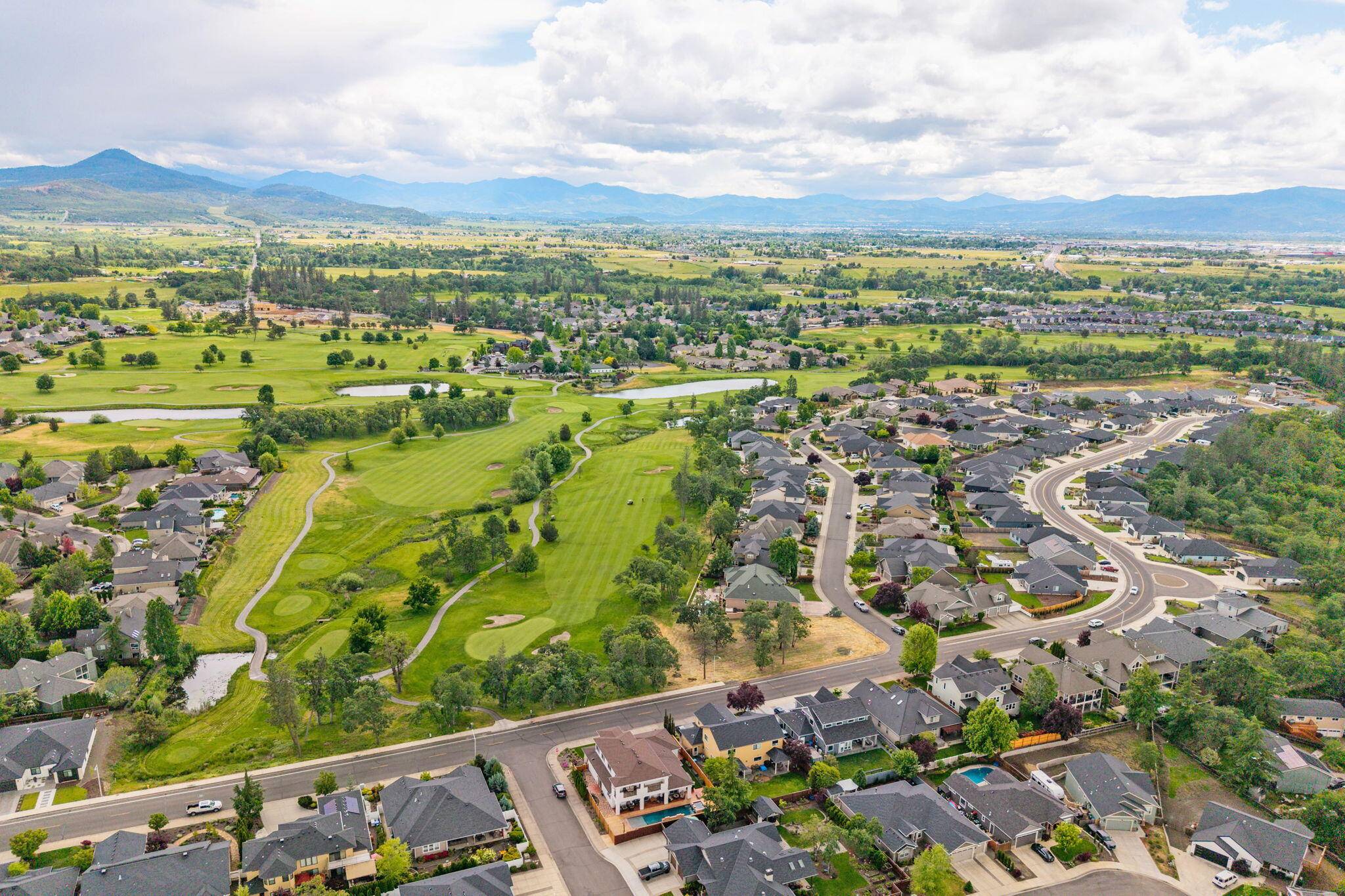 Eagle Point, OR 97524,599 Arrowhead TRL